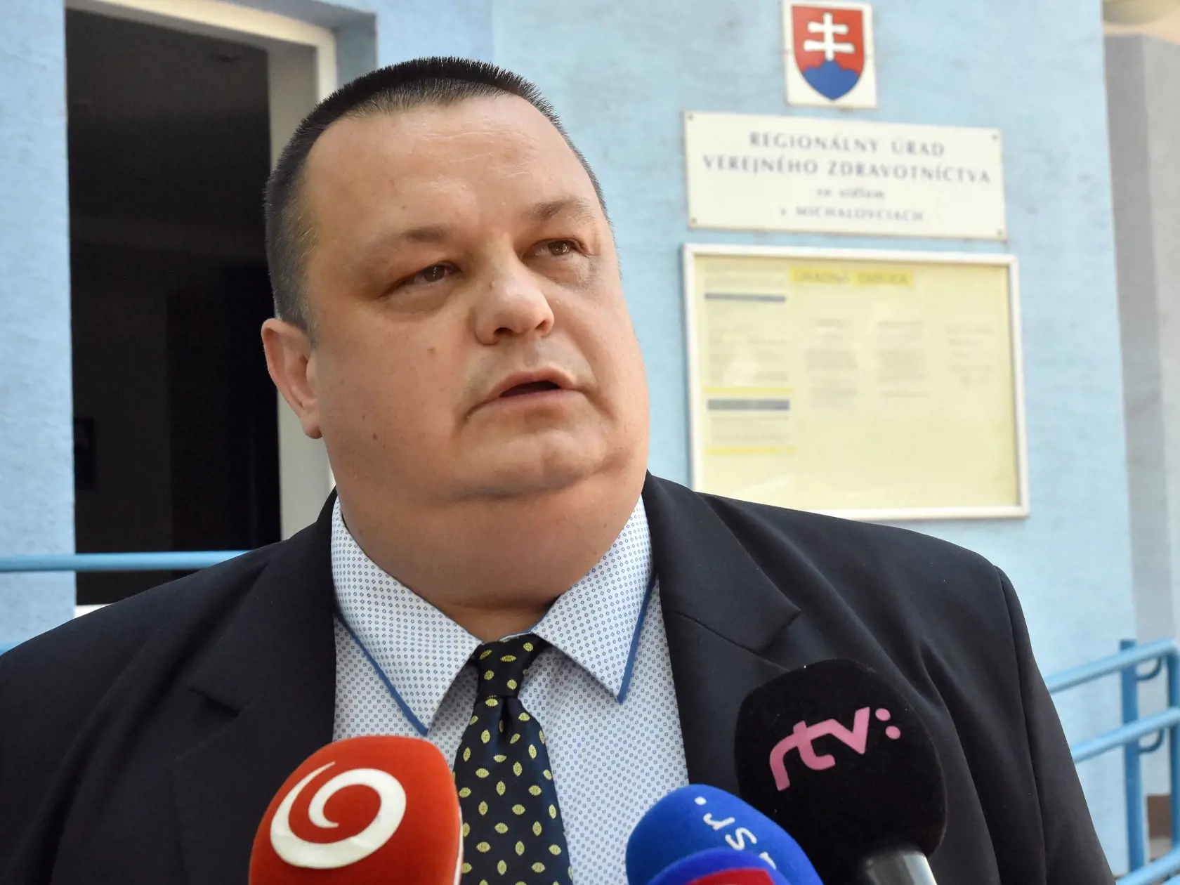 Na snímke hlavný hygienik SR Ján Mikas