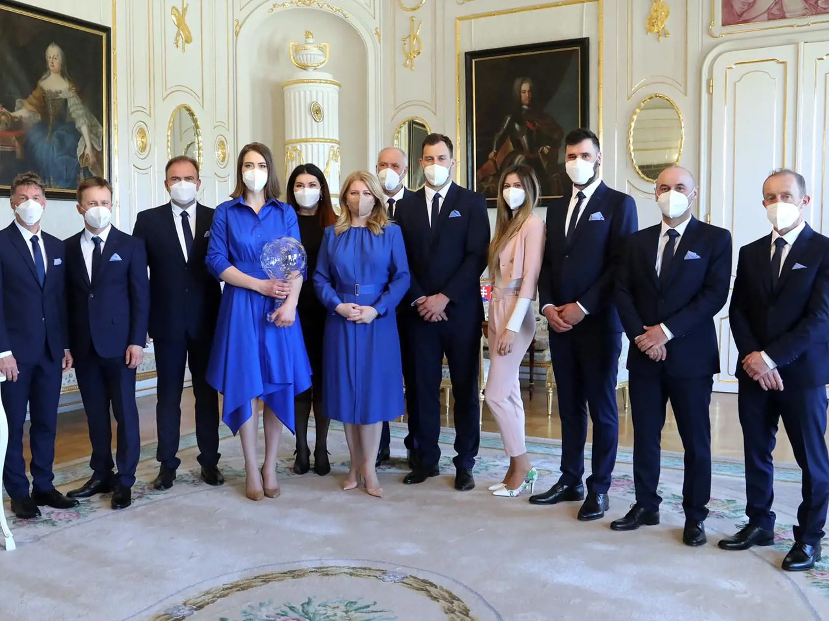 Petra Vlhová prišla do prezidentského paláca s kompletným tímom.