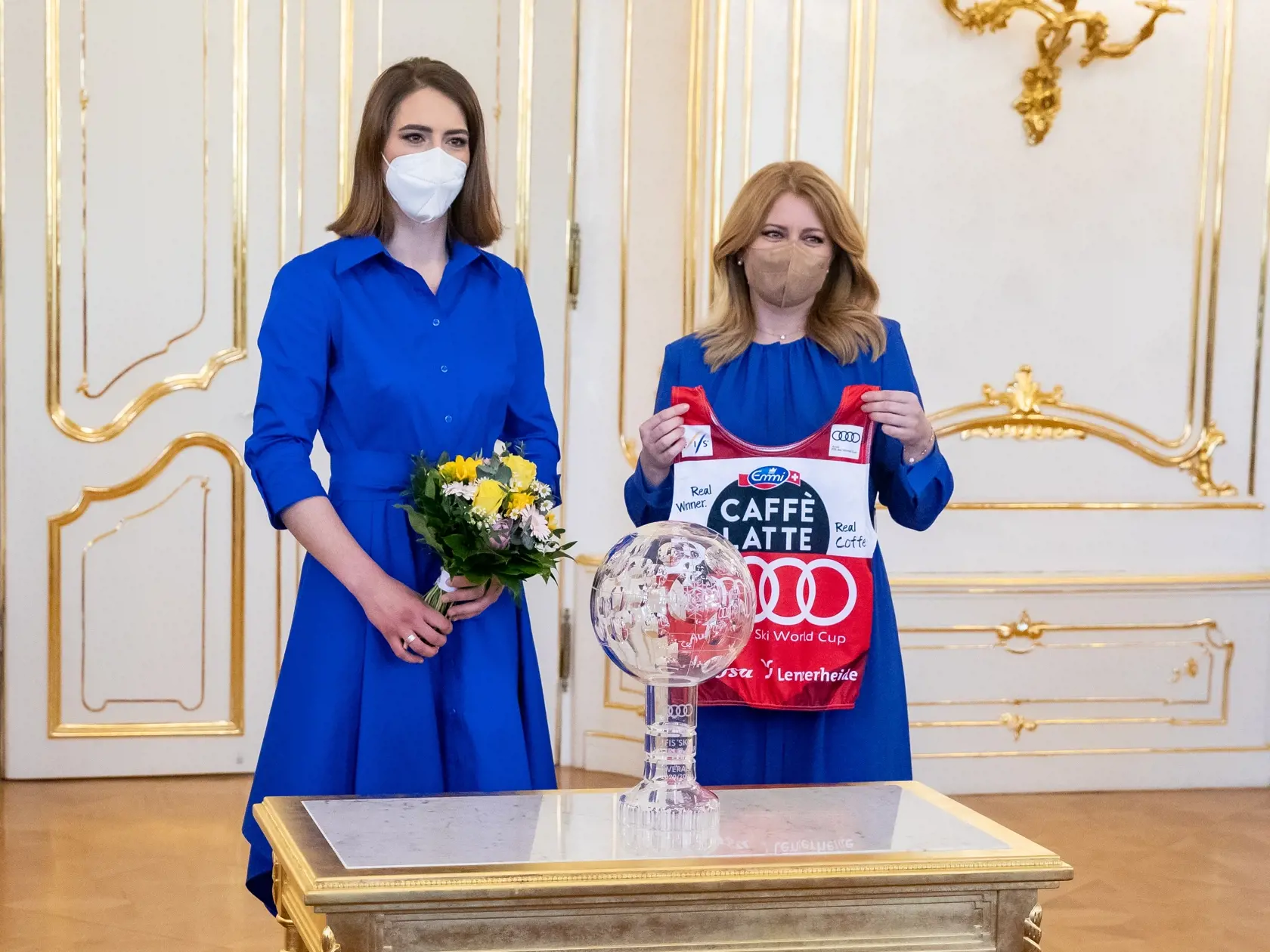 Prezidentka Slovenskej republiky Zuzana Čaputová prijala víťazku Svetového pohára v zjazdovom lyžovaní Petru Vlhovú.