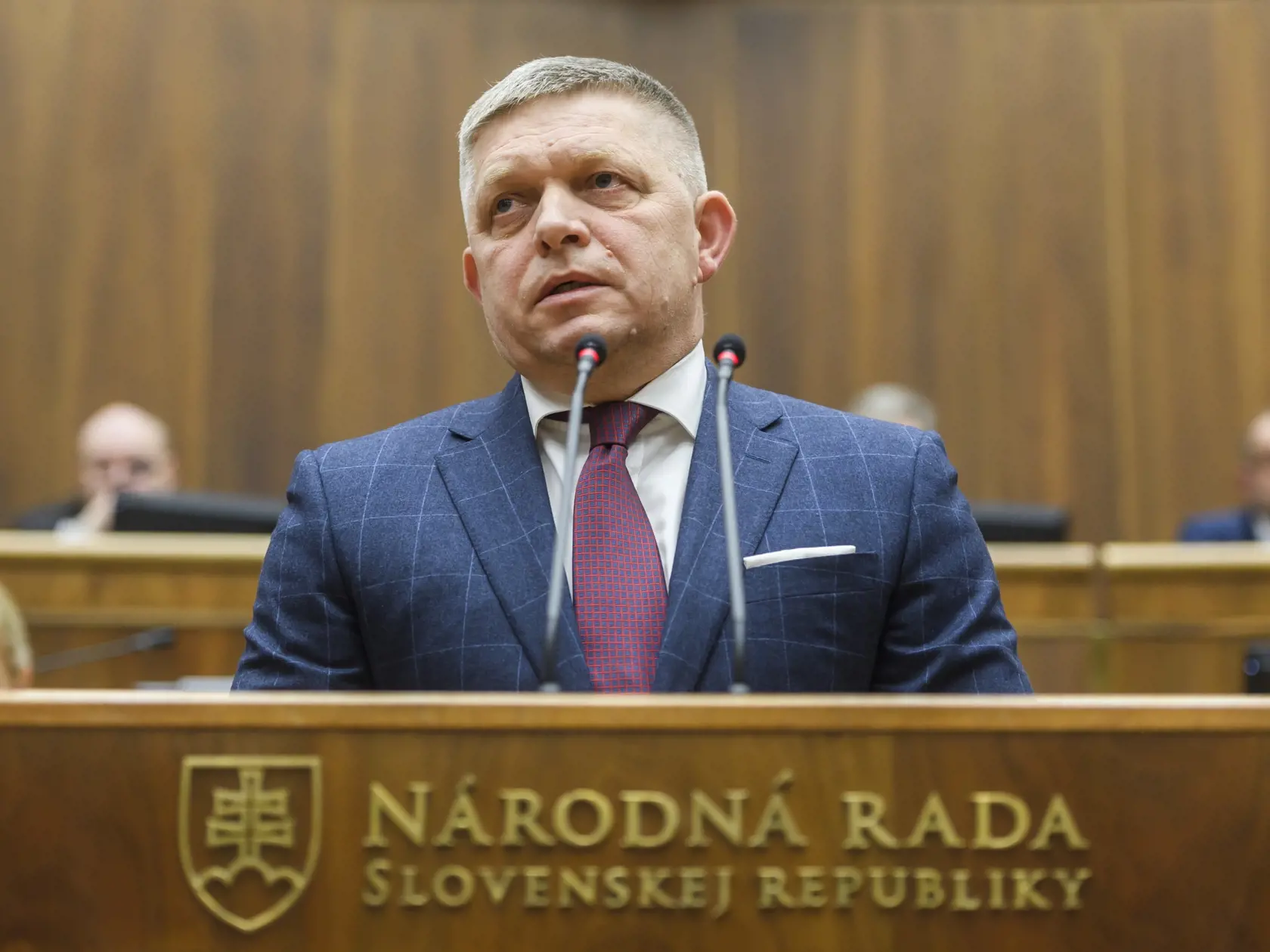 Na snímke predseda vlády SR Robert Fico (Smer-SD) vystupuje počas 3. chôdze NRSR k Programovému vyhláseniu vlády (PVV) SR v Bratislave 14. novembra 2023.
