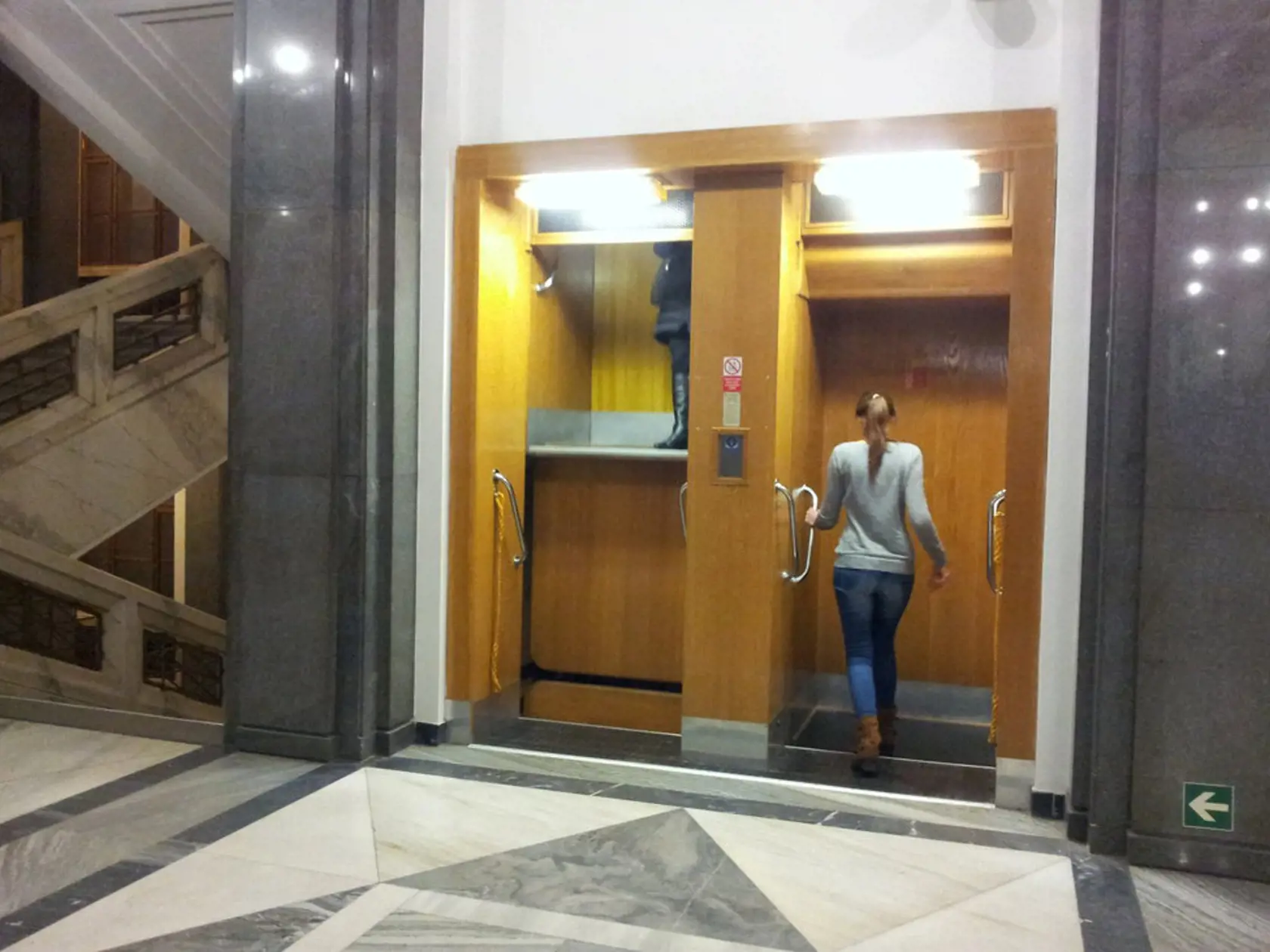 Podľa Rastislava Tuchyňu patrí výťah paternoster k najbezpečnejším výťahom
