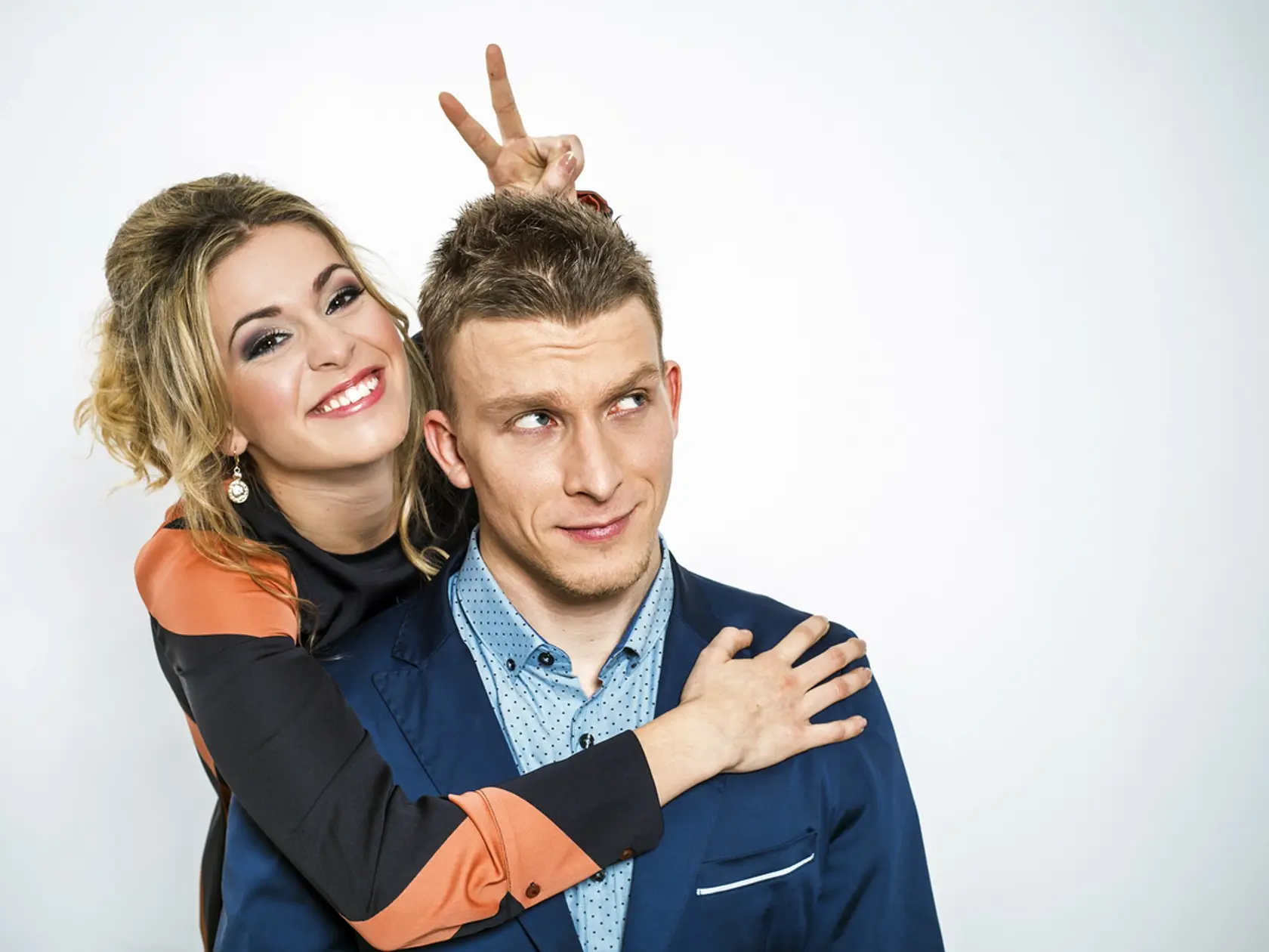 Juraj Bača (30), herec a Dominika Richterová (26), herečka.