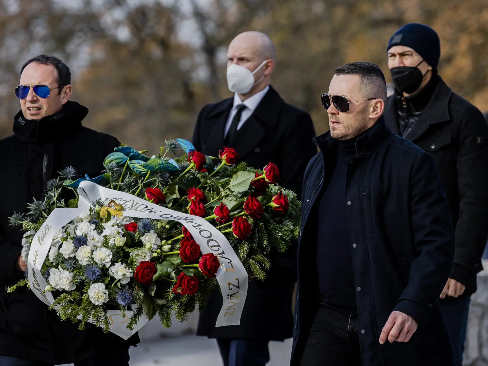 Posledná rozlúčka s tragicky zosnulým Dušanom Pašekom mladším.  Na snímke Miroslav Šatan.