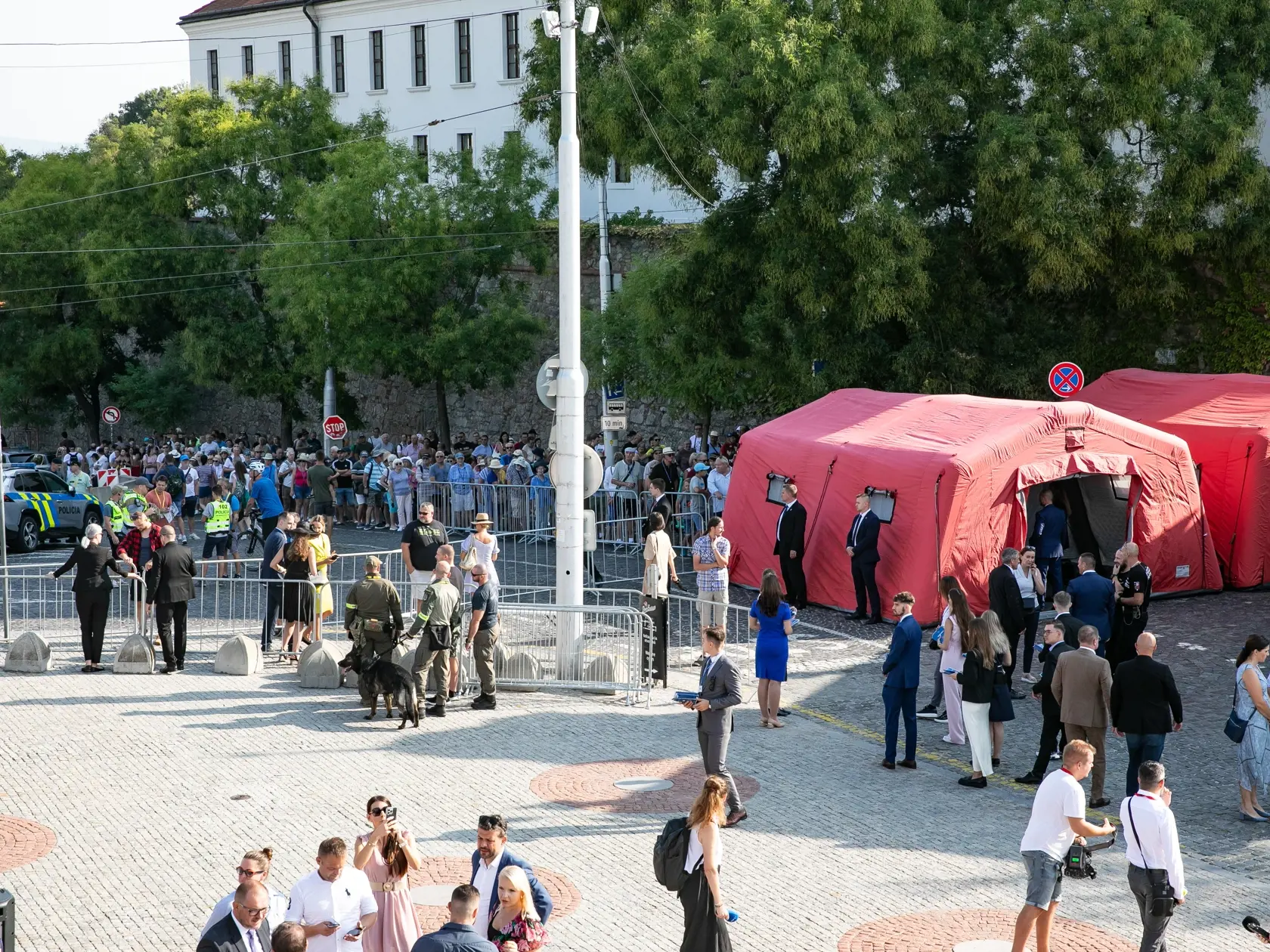 Deň otvorených dverí Národnej rady Slovenskej republiky pri príležitosti 30. plenárneho zhromaždenia.
