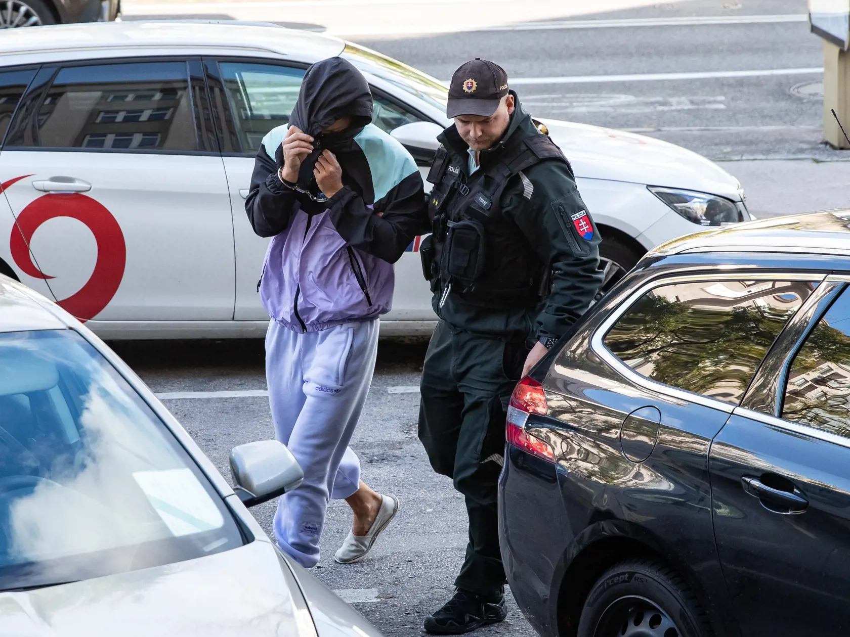 Vodič mal na Košickú ulicu prísť kľukatou jazdou smerom z Petržalky.