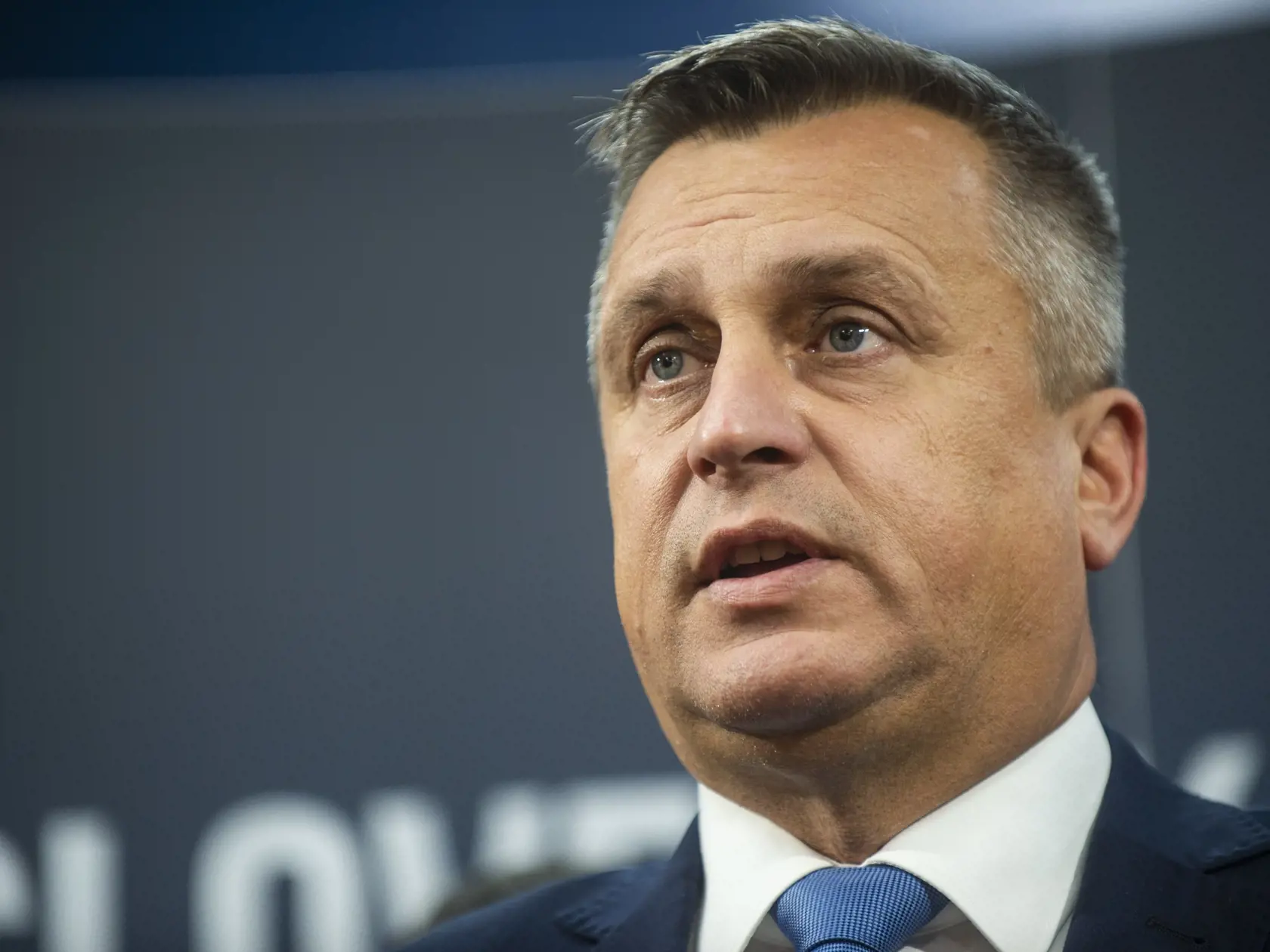 Na snímke novozvolený predseda Slovenskej národnej strany (SNS) Andrej Danko počas tlačovej konferencie po sneme strany 7. októbra 2023 v Bratislave.