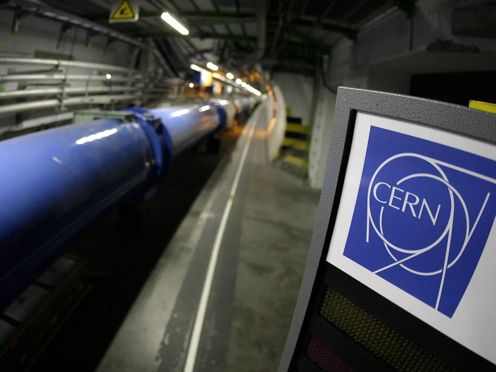Tím Martina Venharta chce preskúmať, prečo sú atómové jadrá deformované. Ide o nákladný výskum, pri ktorom časť experimentov musia urobiť v CERN-e. Aj preto potrebujú získať finančné prostriedky z európskych ERC grantov.