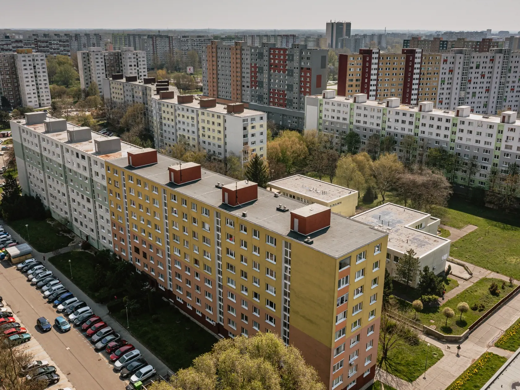 Dvojizbové byty sa vlani predávali ako teplé rožky.