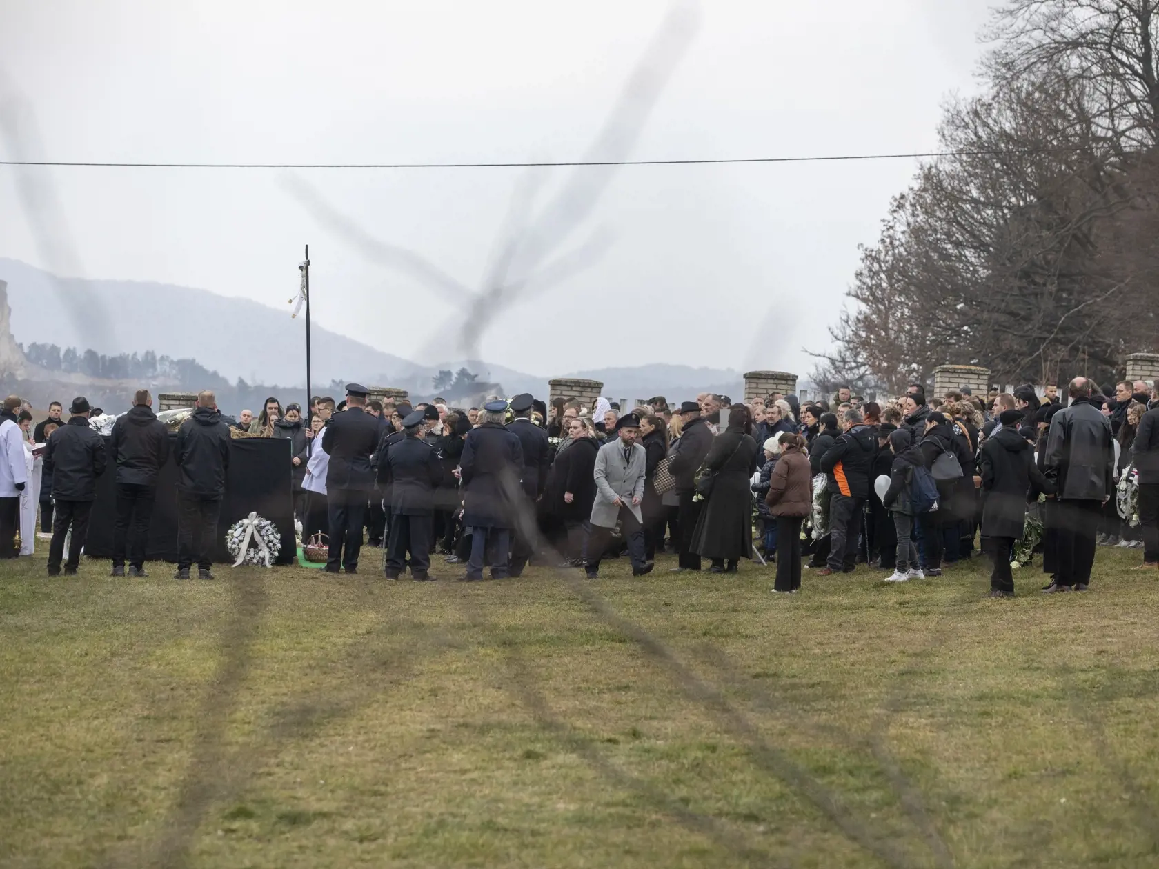 Na snímke je  pohreb 8-ročného tragicky zosnulého chlapca v obci Trstín.