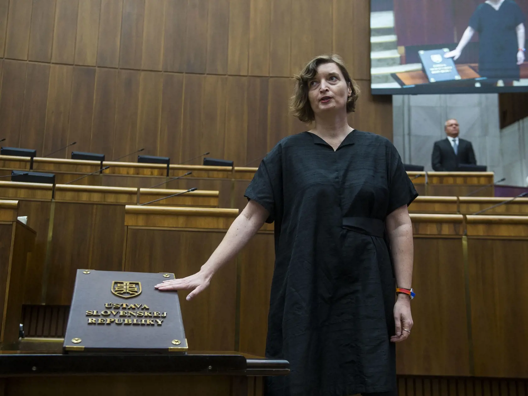 Na snímke Lucia Plaváková (Progresívne Slovensko) skladá poslanecký sľub počas ustanovujúcej schôdze Národnej rady Slovenskej republiky (NR SR) IX. volebného obdobia 25. októbra 2023 v Bratislave. FOTO TASR - Jakub Kotian