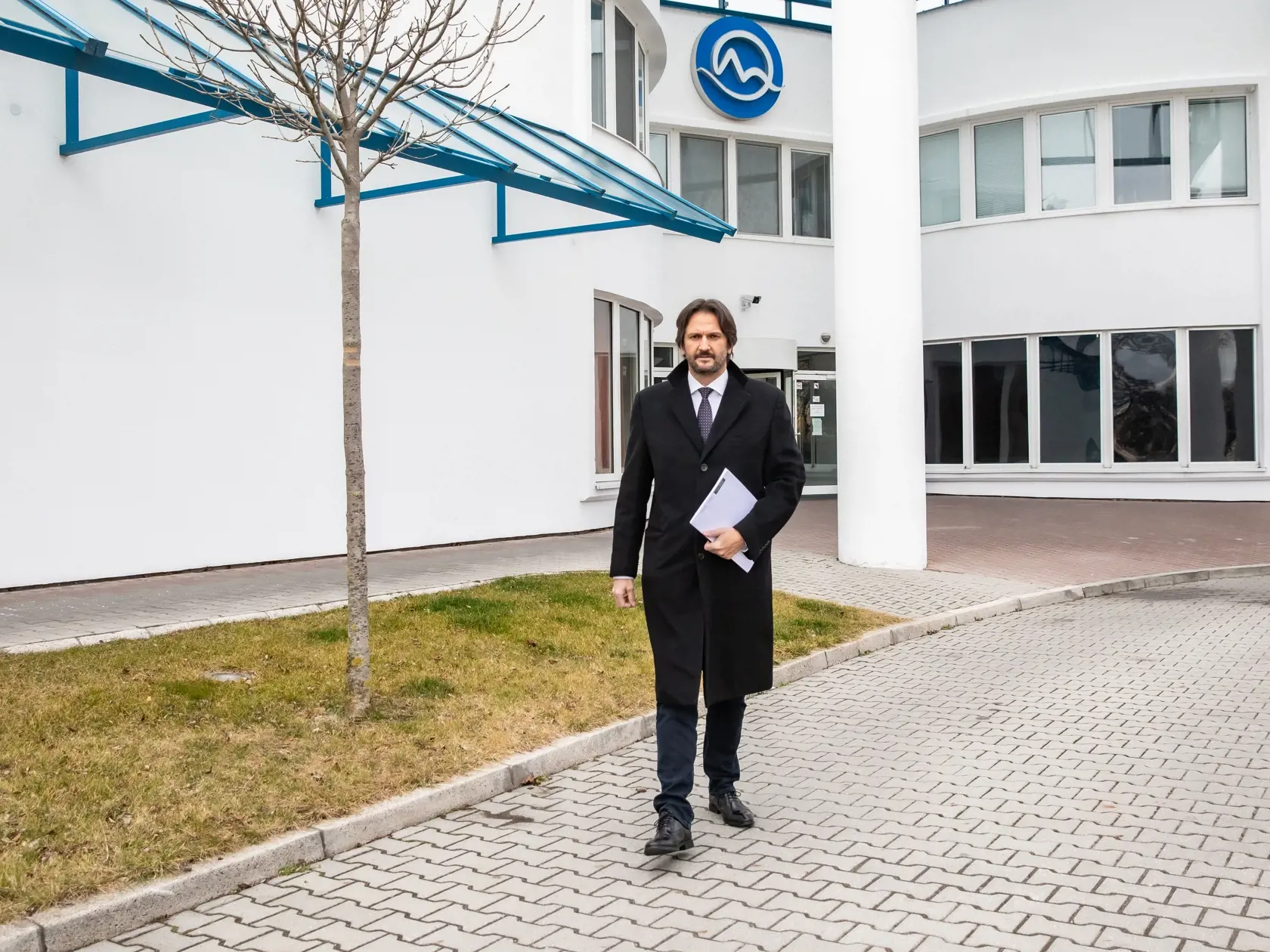 "Táto zberba, ktorá pôsobí dneska na NAKA, a ktorá sa rozhodla, že si bude liečiť svoje komplexy, zabila Milana Lučanského, a bude sa z toho zodpovedať" vyhlásil otvorene exminister vnútra.