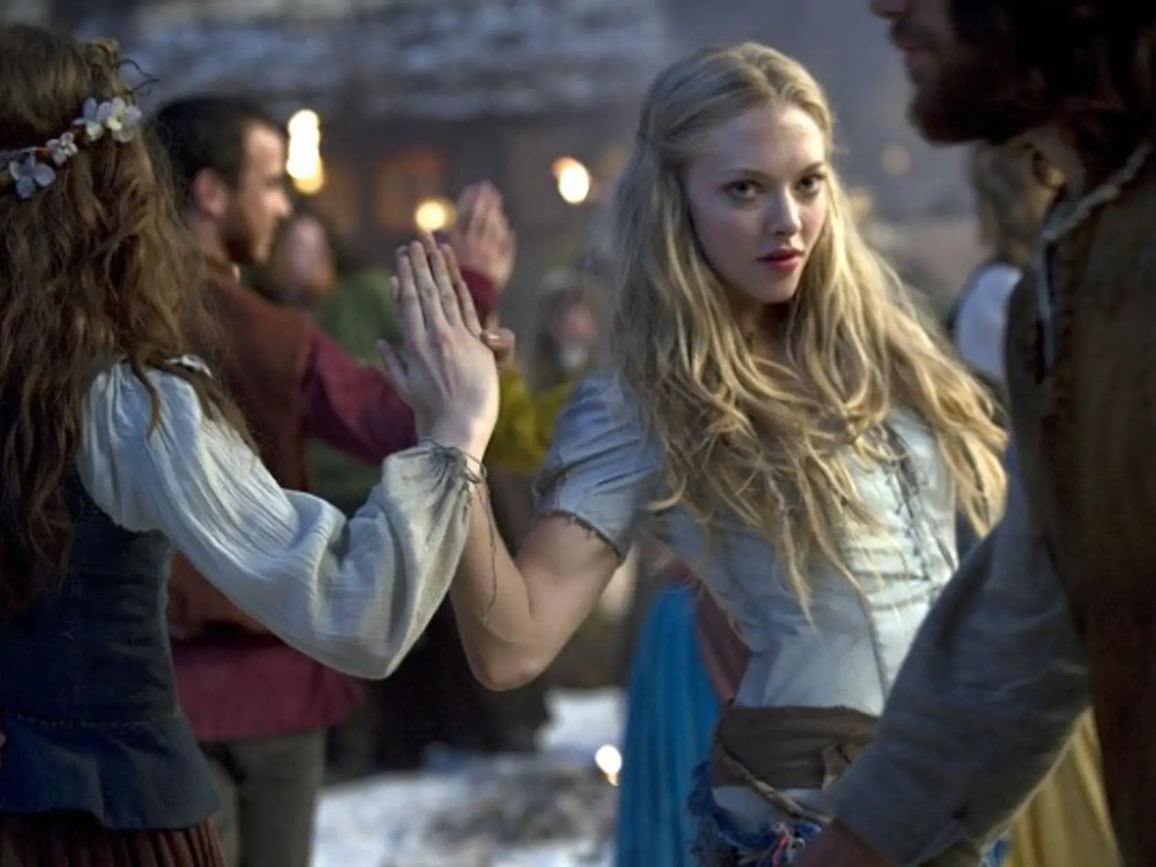 Amanda Seyfried ako Červená Čiapočka