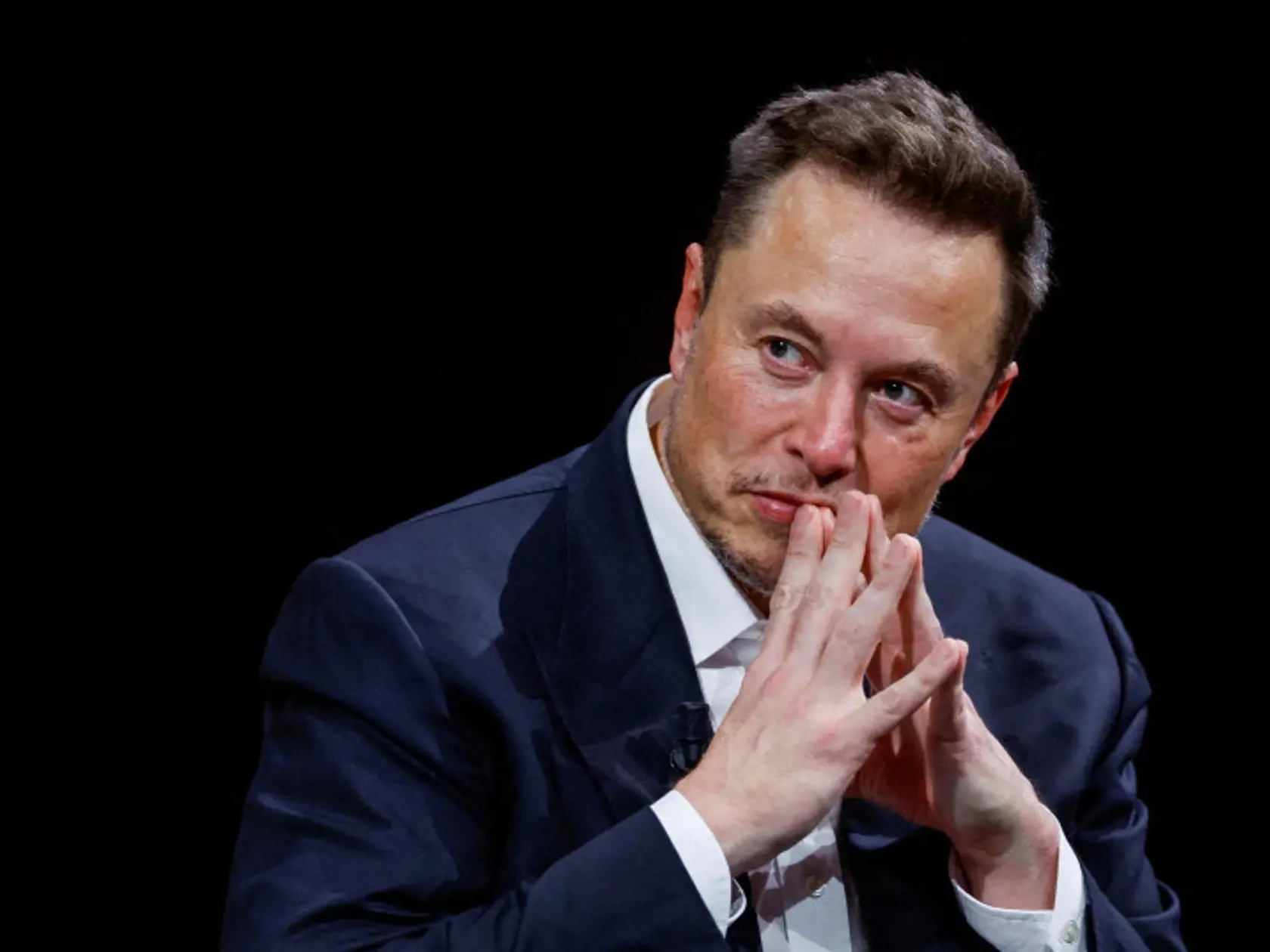 Elon Musk. Biely dom v piatok odsúdil majiteľa sociálnej siete X Elona Muska za "odpornú propagáciu" antisemitizmu a nenávisti. Reagoval na Muskov príspevok, v ktorom podporil konšpiračnú teóriu.
