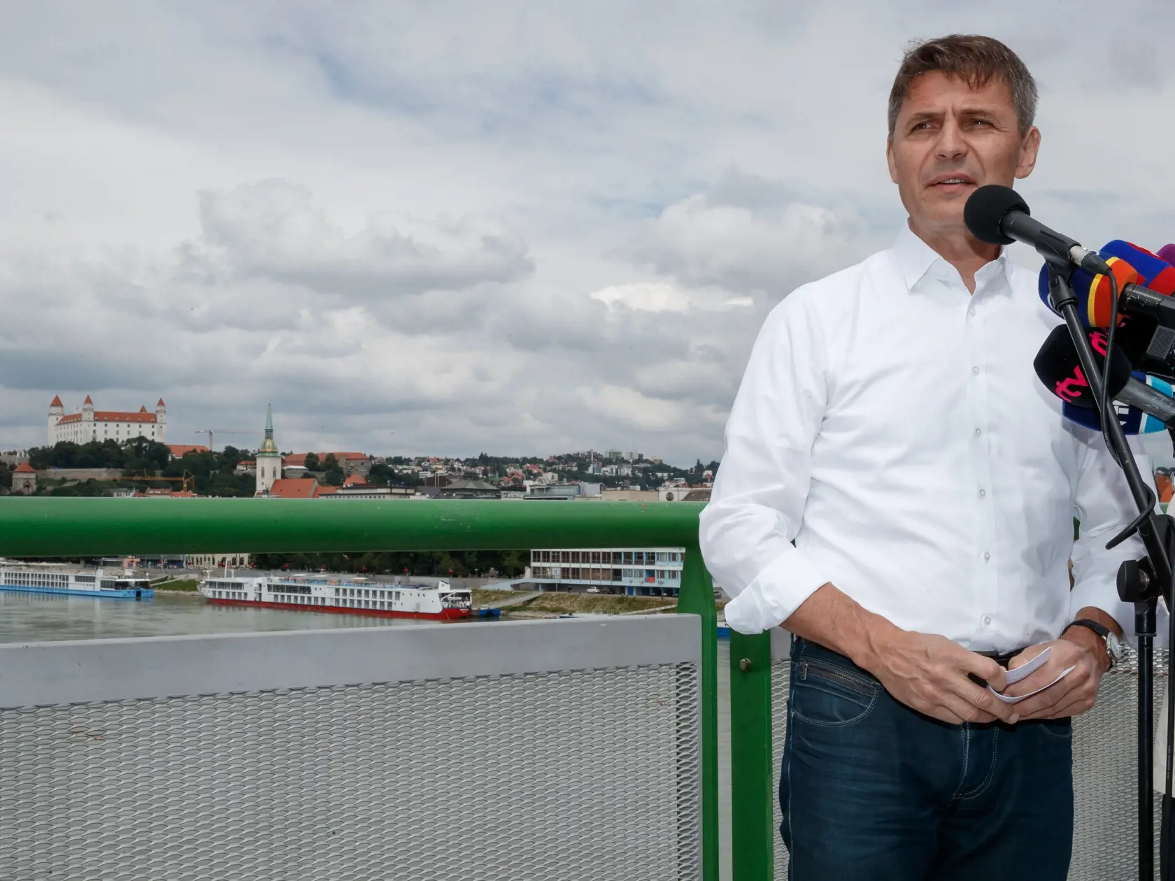 Ivo Nesrovnal oznámil svoju kandidatúru na post primátora Bratislavy.