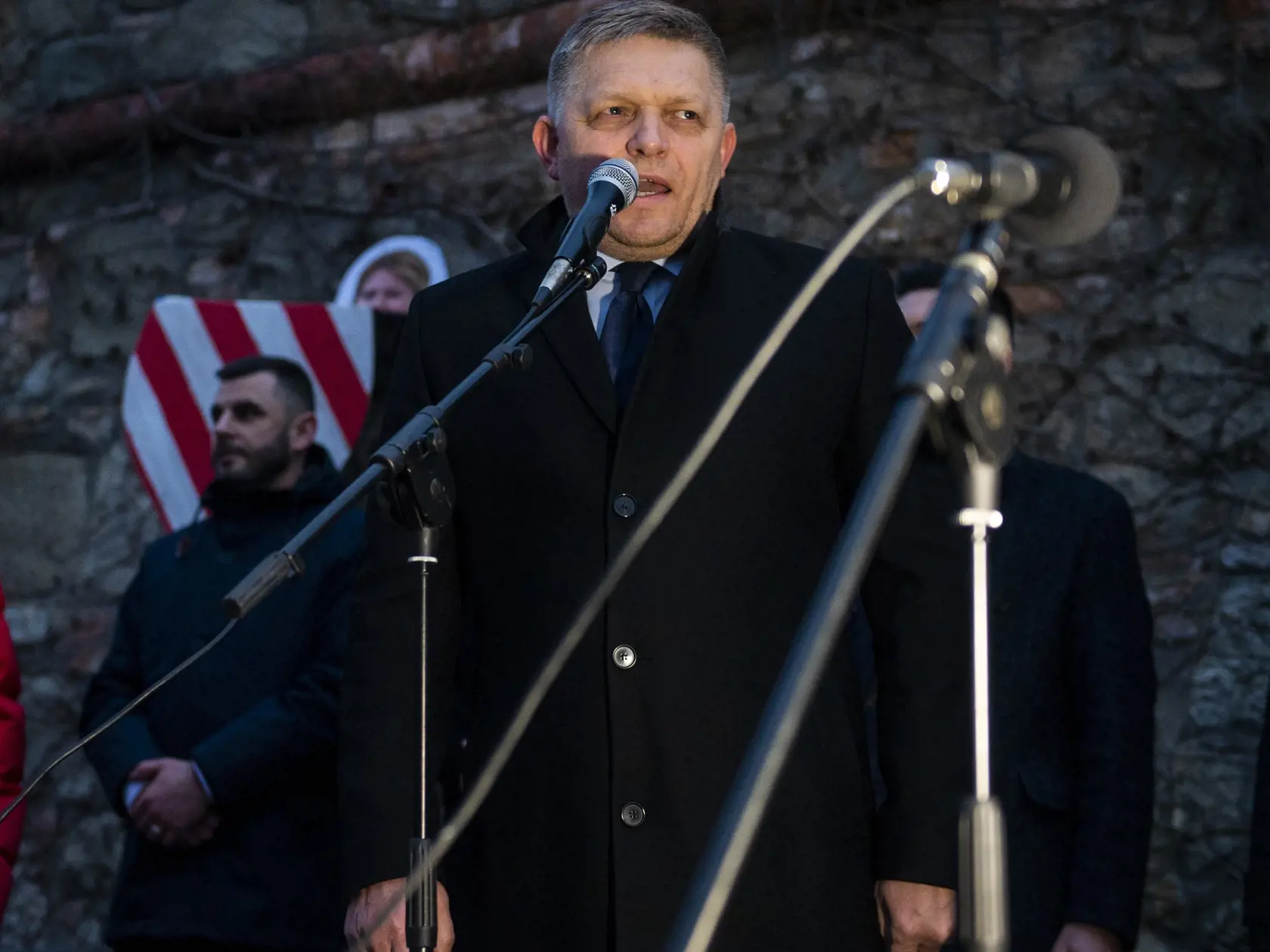 Úrad špeciálnej prokuratúry navštívil 16. júla, aby zabezpečil ochranu špeciálneho prokurátora a jej zosúladenie s platnými predpismi, respektíve možnosti úpravy tohto inštitútu v budúcnosti, priznal Mikulec.