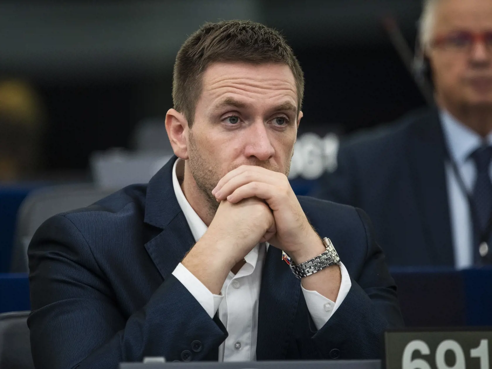 Na snímke europoslanec Milan Uhrík počas vystúpenia prezidentky SR Zuzany Čaputovej pred poslancami Európskeho parlamentu v Štrasburgu v stredu 19. októbra 2022. FOTO TASR - Jaroslav Novák
