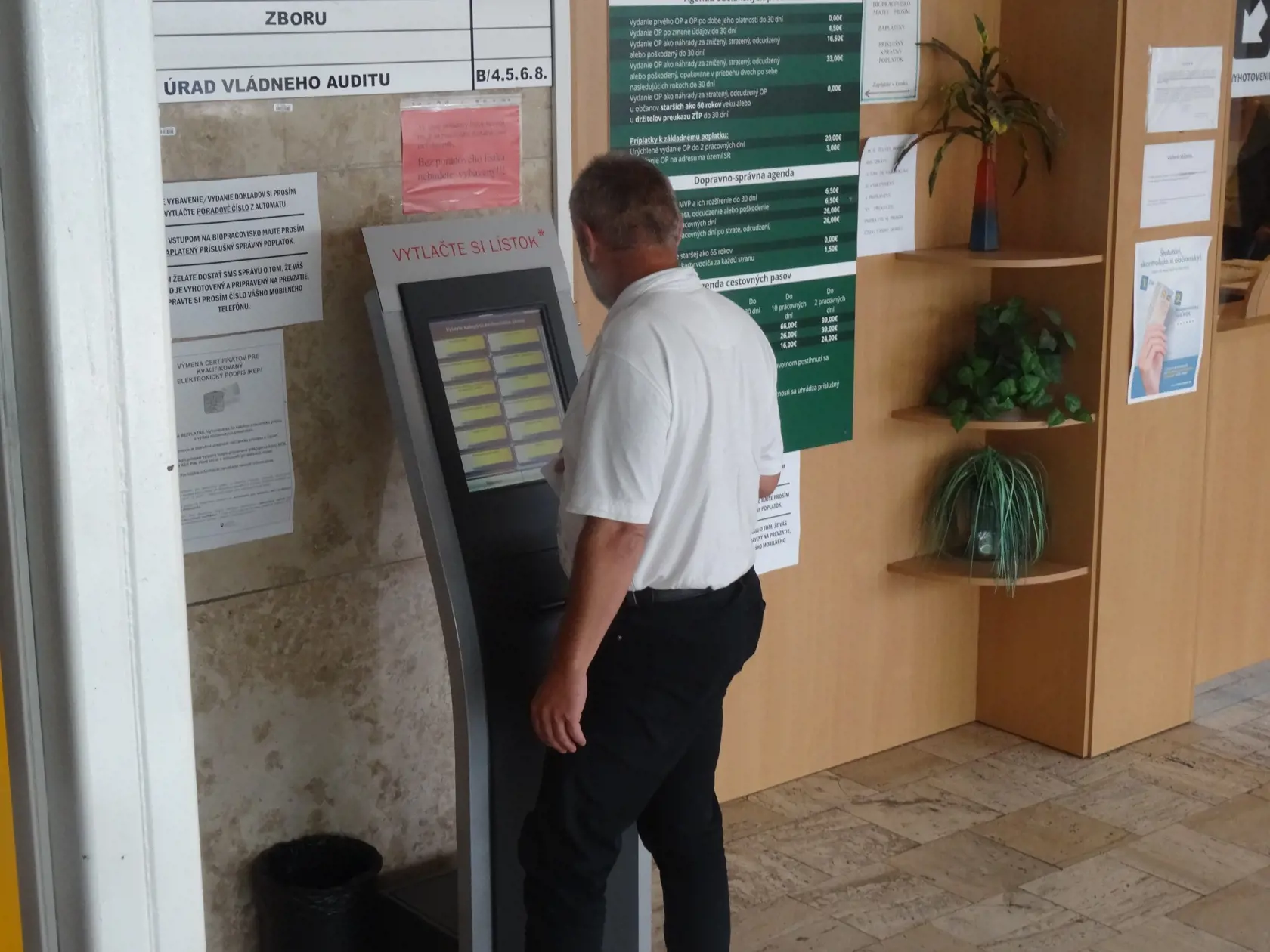 Na oddelení dokladov v Košiciach panoval pokoj.