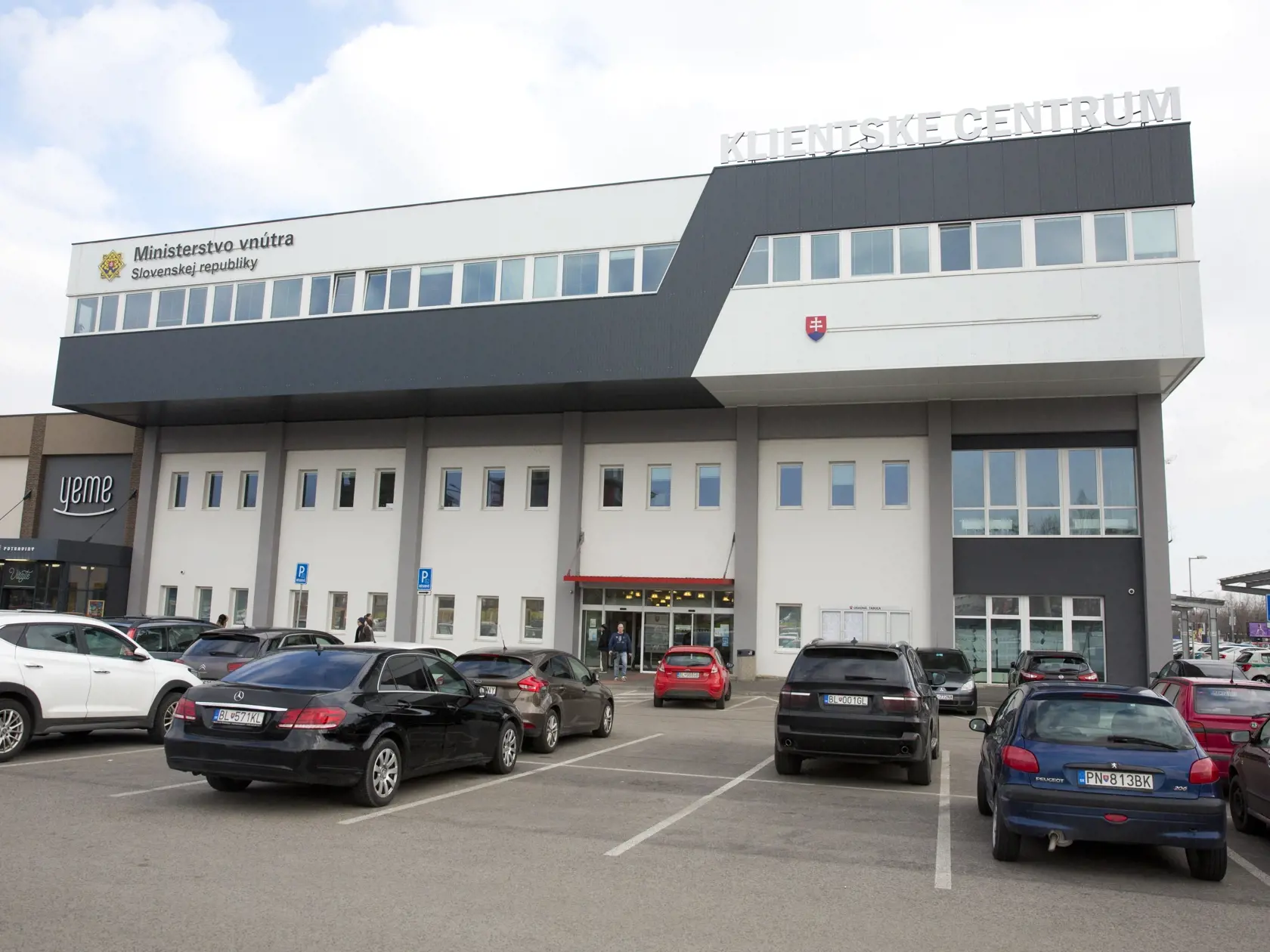 Klientske centrum na Tomášikovej ulici v Bratislave.