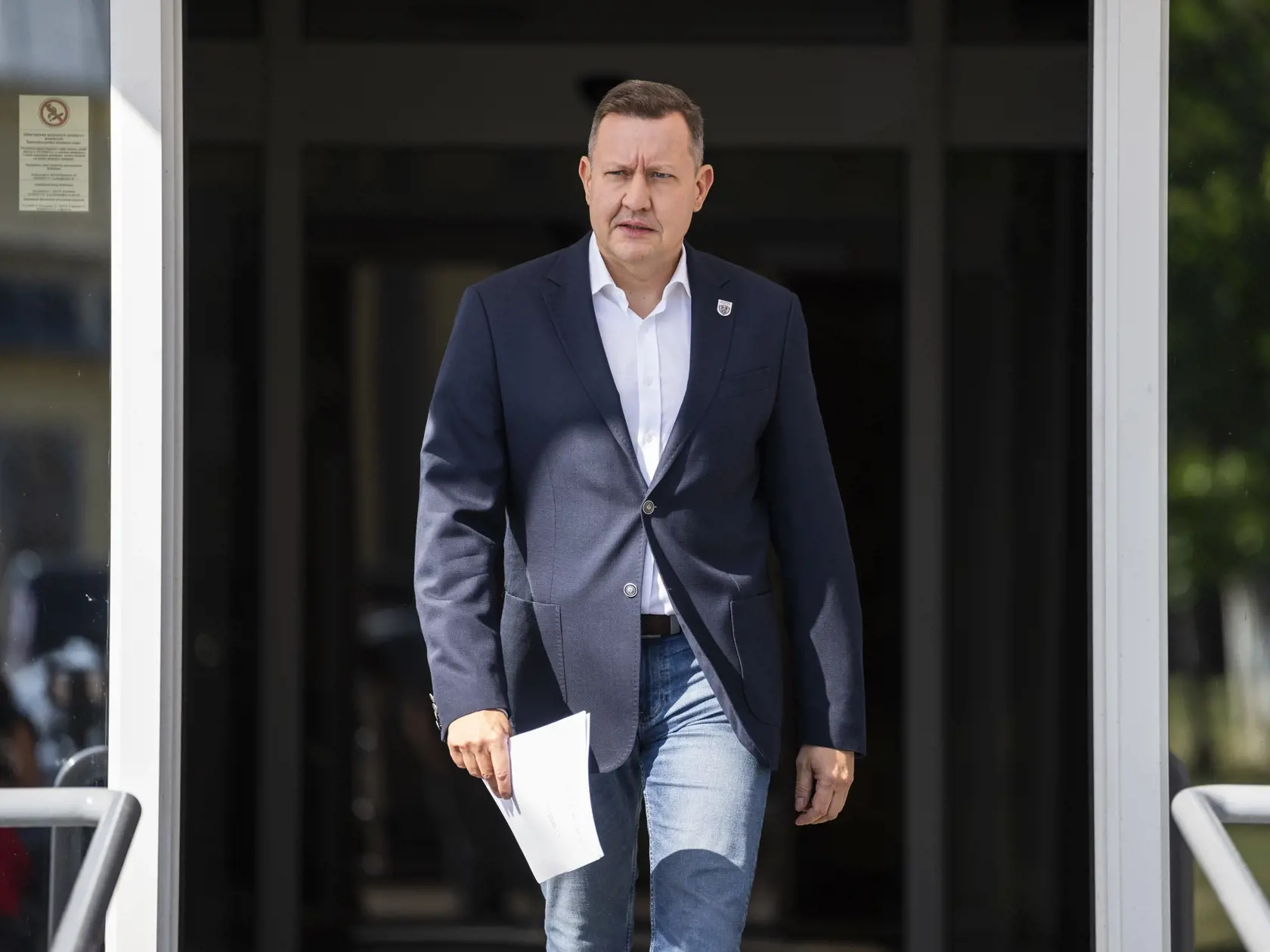 Špeciálny prokurátor Daniel Lipšic sa voči kontroverznému daru nijako neohradil.