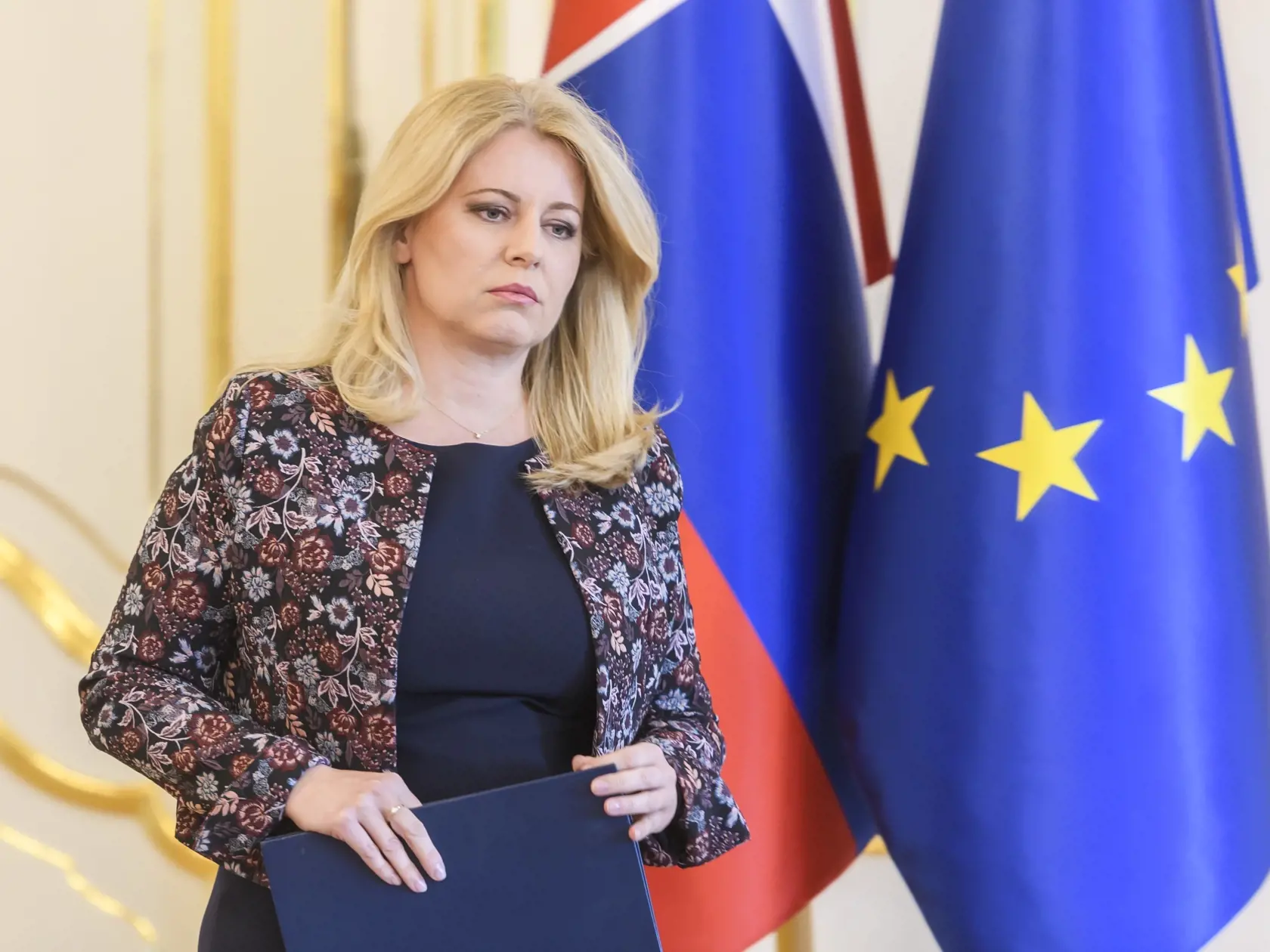 Na snímke prezidentka SR Zuzana Čaputová počas vyhlásenia k atentátu na premiéra SR Roberta Fica v Bratislave 15. mája 2024. Fica v stredu po výjazdovom rokovaní vlády v Handlovej postrelili. Na mieste padlo niekoľko výstrelov, útočníka zadržali. FOTO TASR - Jaroslav Novák