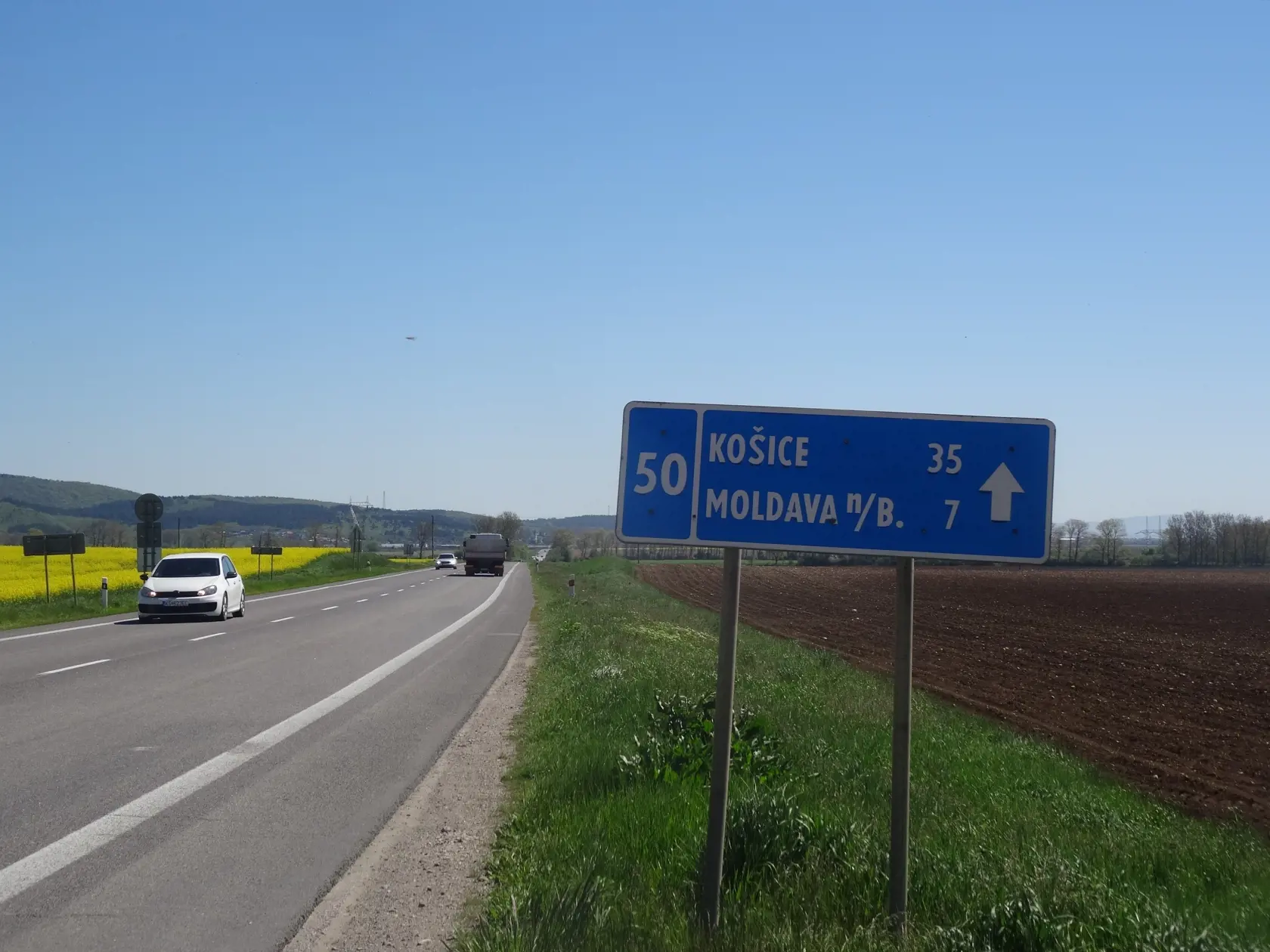 Turňa je obec, ktorá leží neďaleko mestečka Moldava nad Bodvou a metropoly východu.
