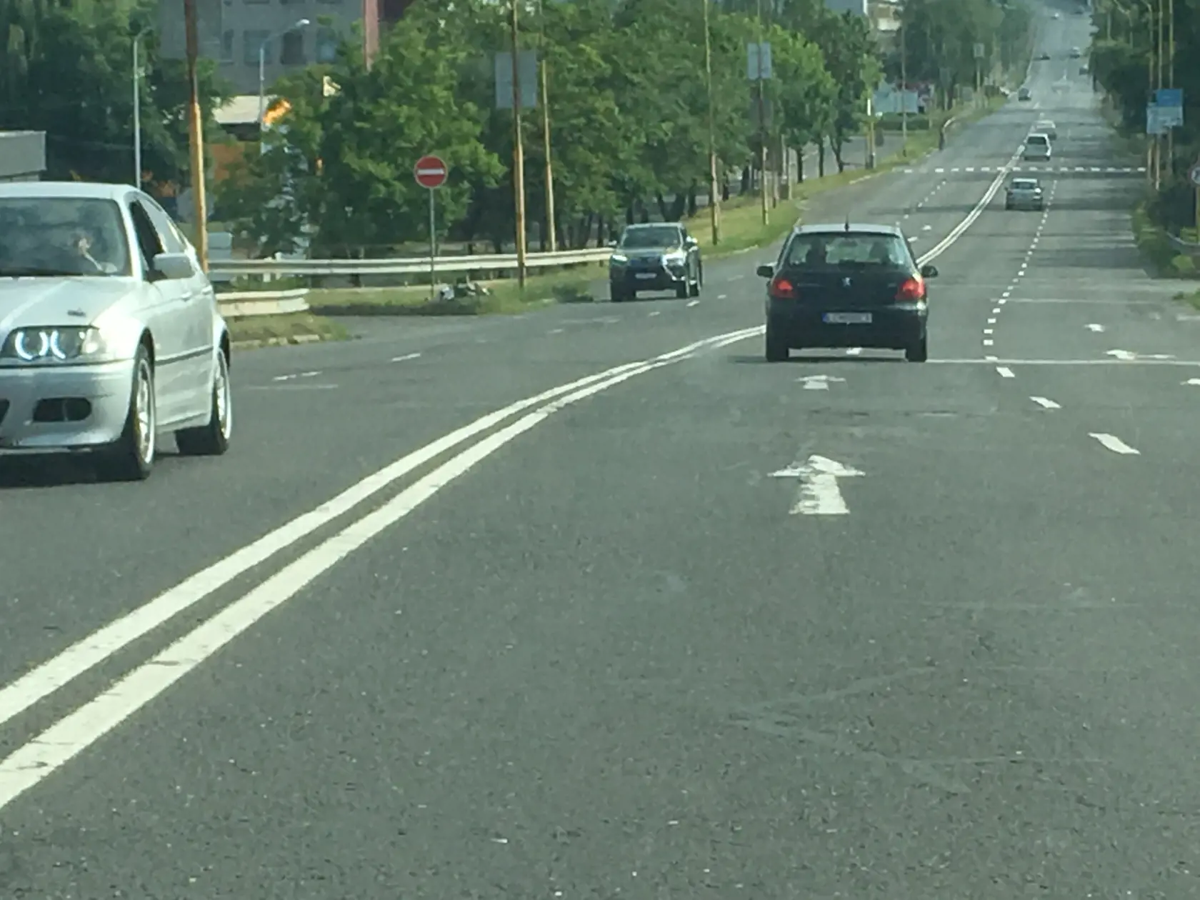Tu sa stala nehoda, pri ktorej zomreli dvaja nevinní ľudia.