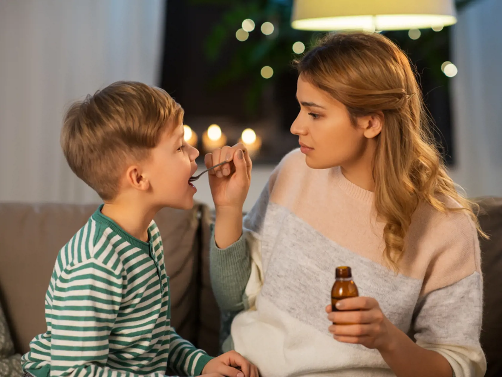 Sirup proti kašľu a hlienom si môžete vyrobiť aj doma.