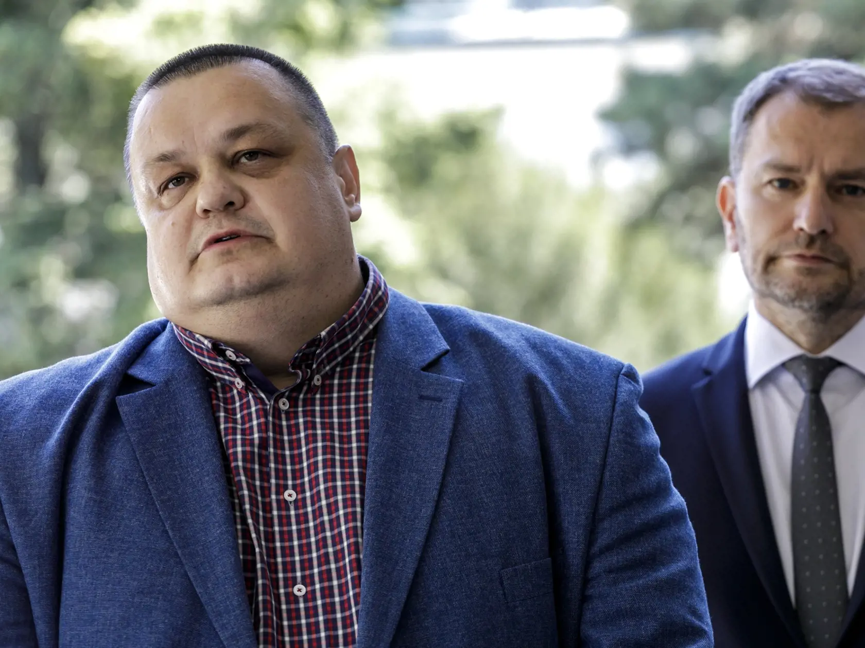 Mikas pripomína, že je dôležité, aby si občania uvedomili, že seba musia chrániť.
