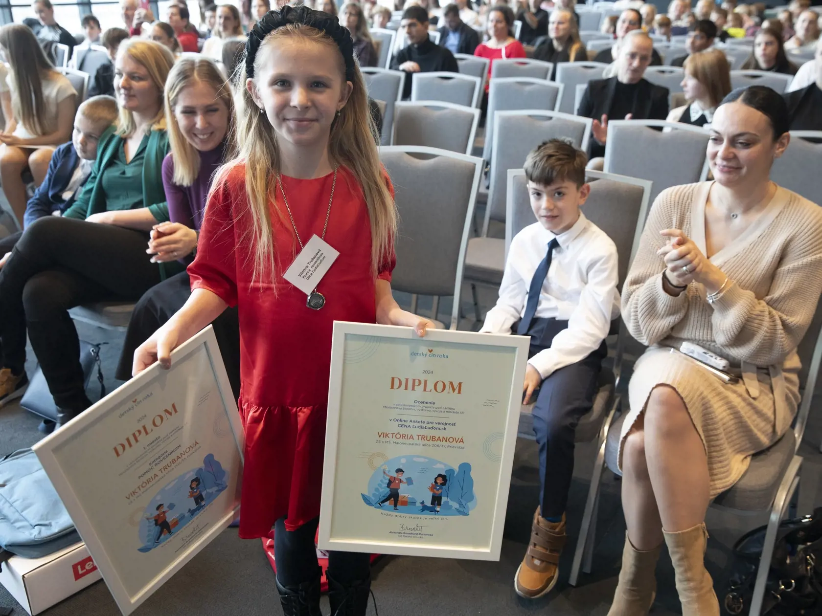 Dva diplomy si odniesla Viktória Trubanová.