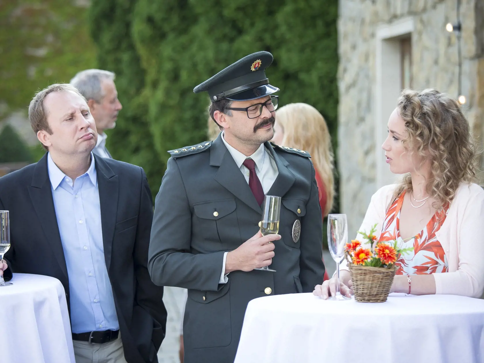 Kvôli účinkovaniu si musel napozerať detektívky.