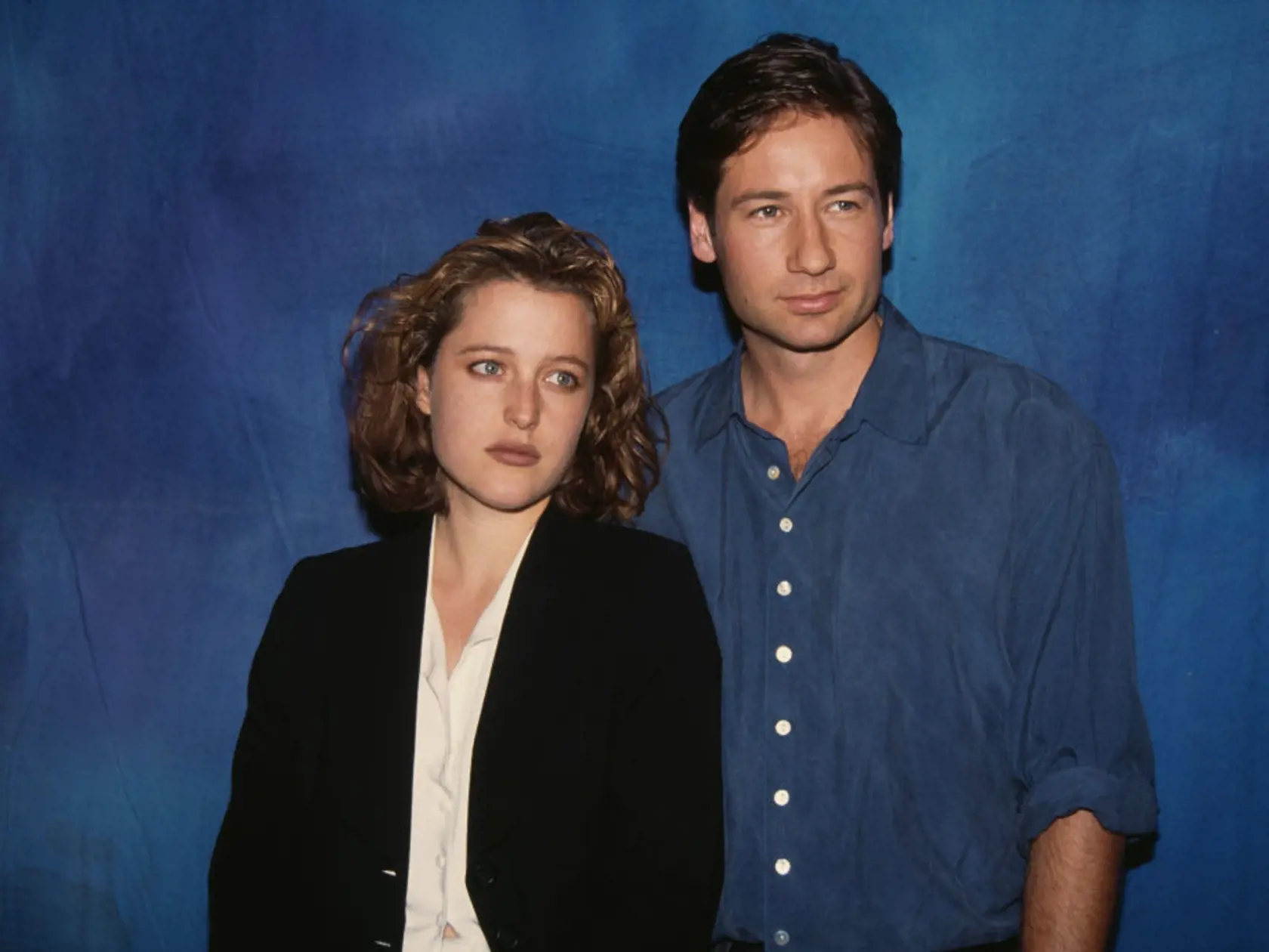 Gillian Anderson a David Duchovny hrali v seriáli Akty X agentov FBI.