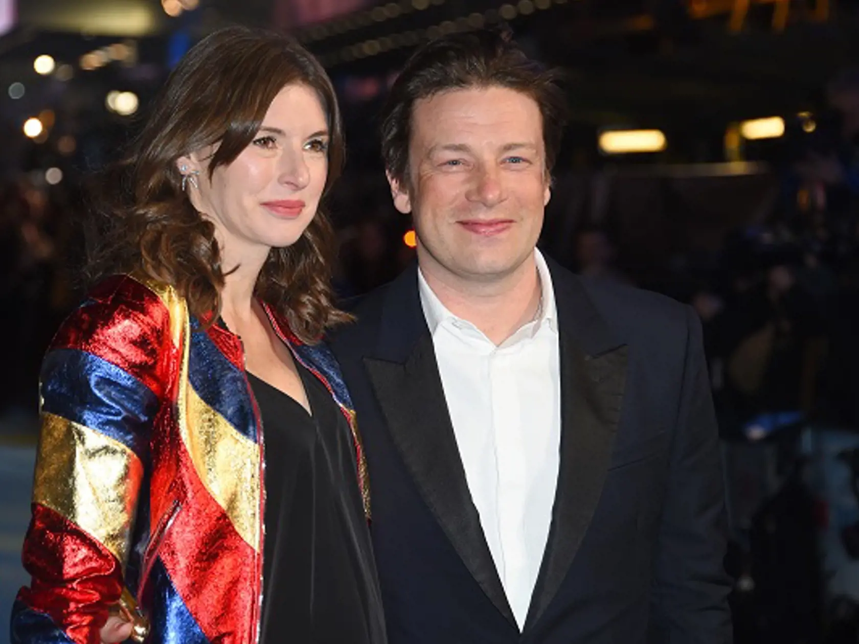 WA 111 Londýn - Britský televízny kuchár Jamie Oliver a jeho manželka Jools.