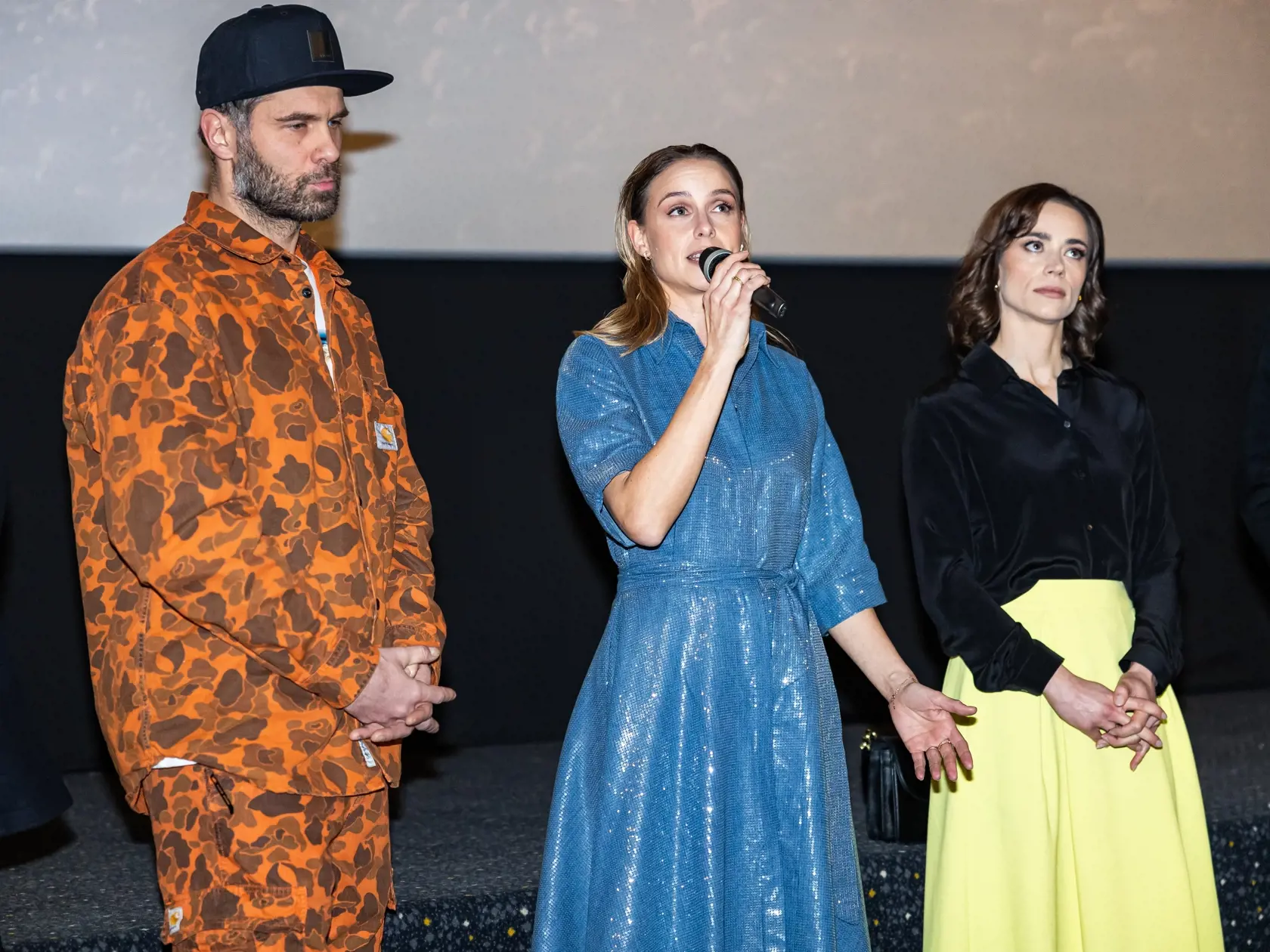 Premiéra seriálu “VINA” v Bratislave. Na snímke Ján Dobrík, Nela Pocisková a Gabriela Marcinková.
