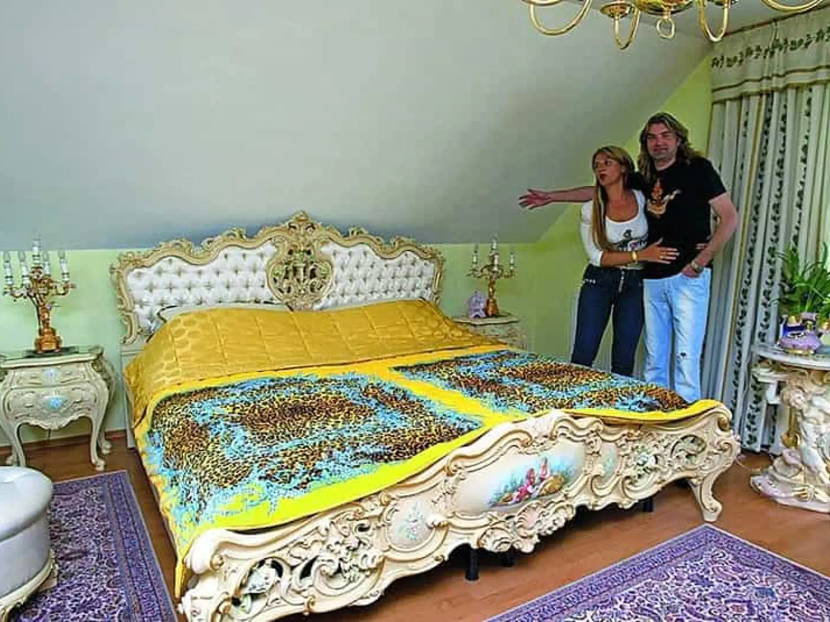 Manželstvo niekdajších majiteľov domu sa skončilo rozvodom. Dom na Pereši nevlastní nikto z nich.