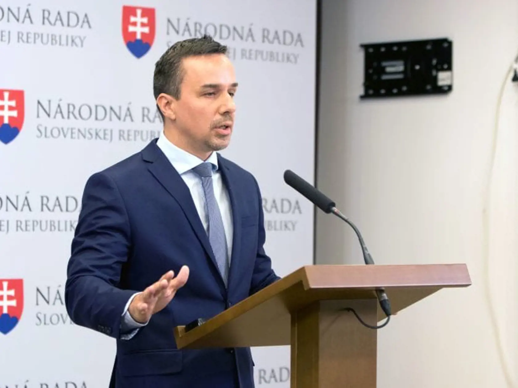 Poslanec NR SR Erik Tomáš 