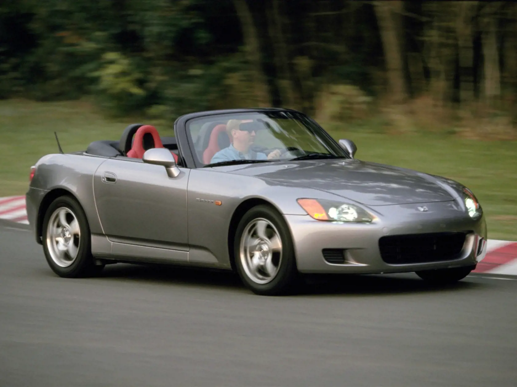 Honda S2000 (AP1)