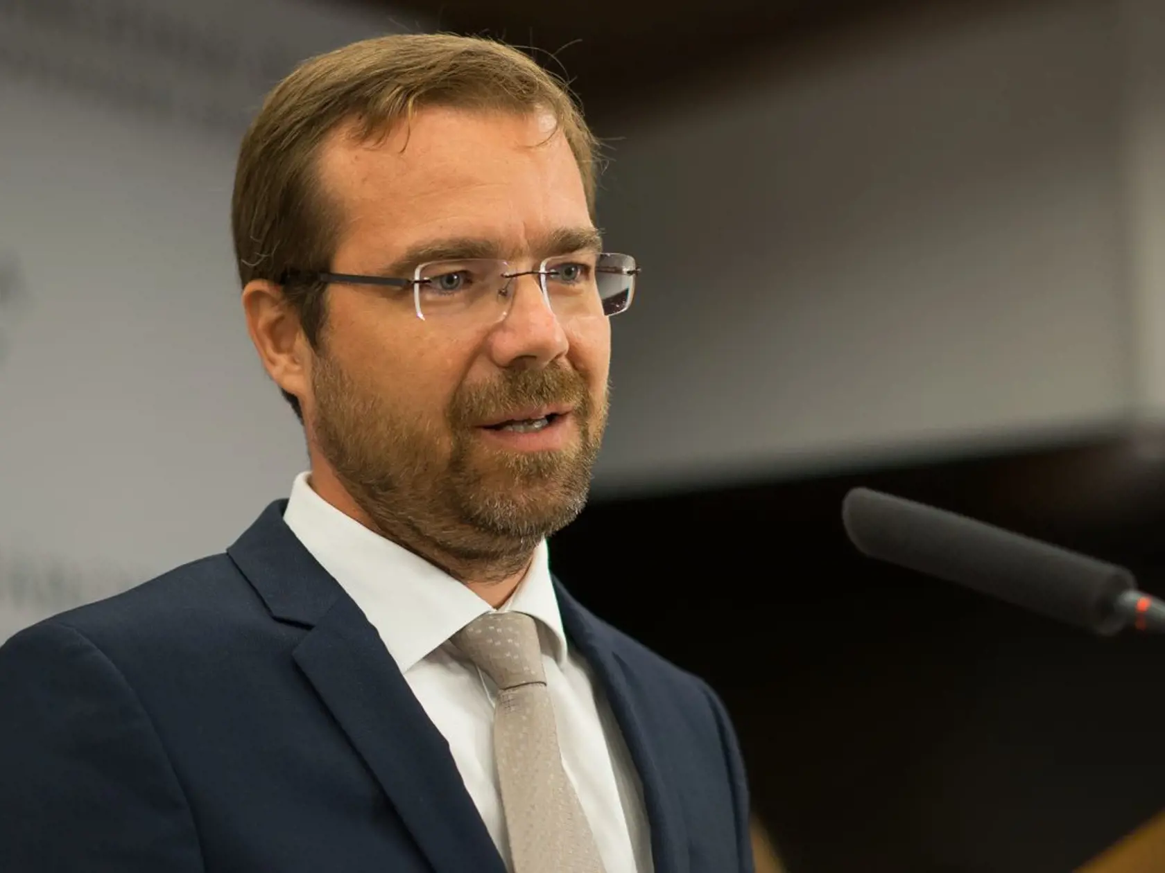 Marek Krajčí sa posťažoval, že ho terajší minister zdravotníctva nepozval na rokovania o nových nemocniciach.