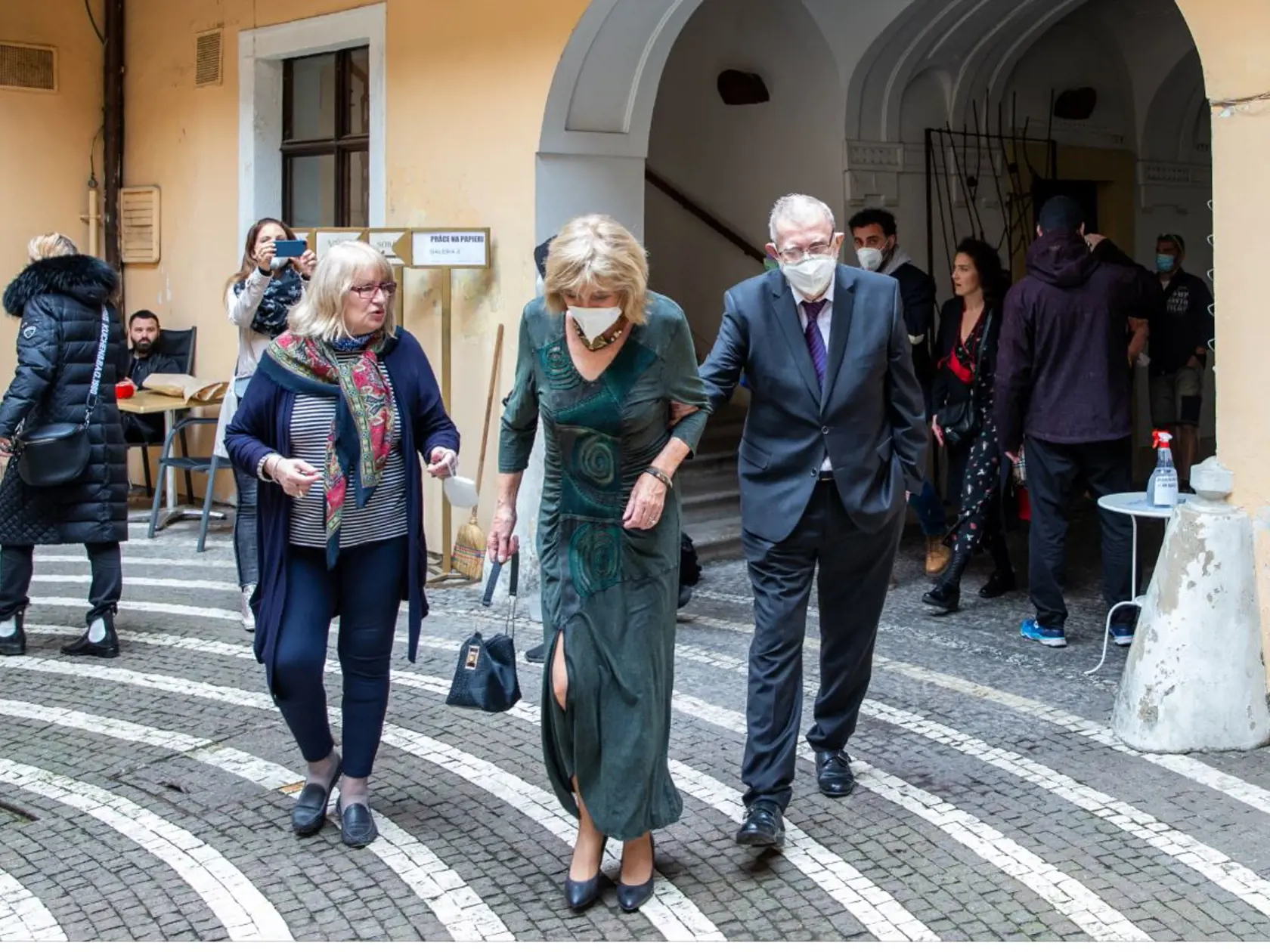 Svadobní rodičia Oľga a Ľubomír Feldekovci.