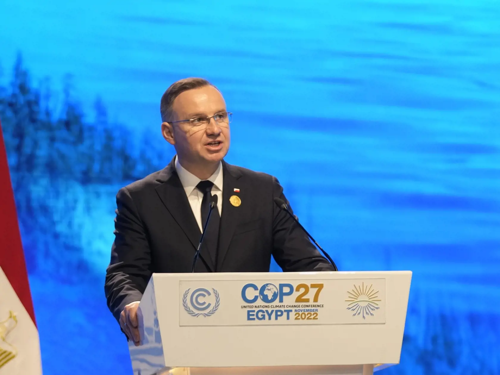 Ruské raketové útoky v utorok zasiahli aj Poľsko, ktoré je členskou krajinou NATO, a usmrtili dve osoby. Na archívnej snímke prezident Poľska Andrzej Duda.