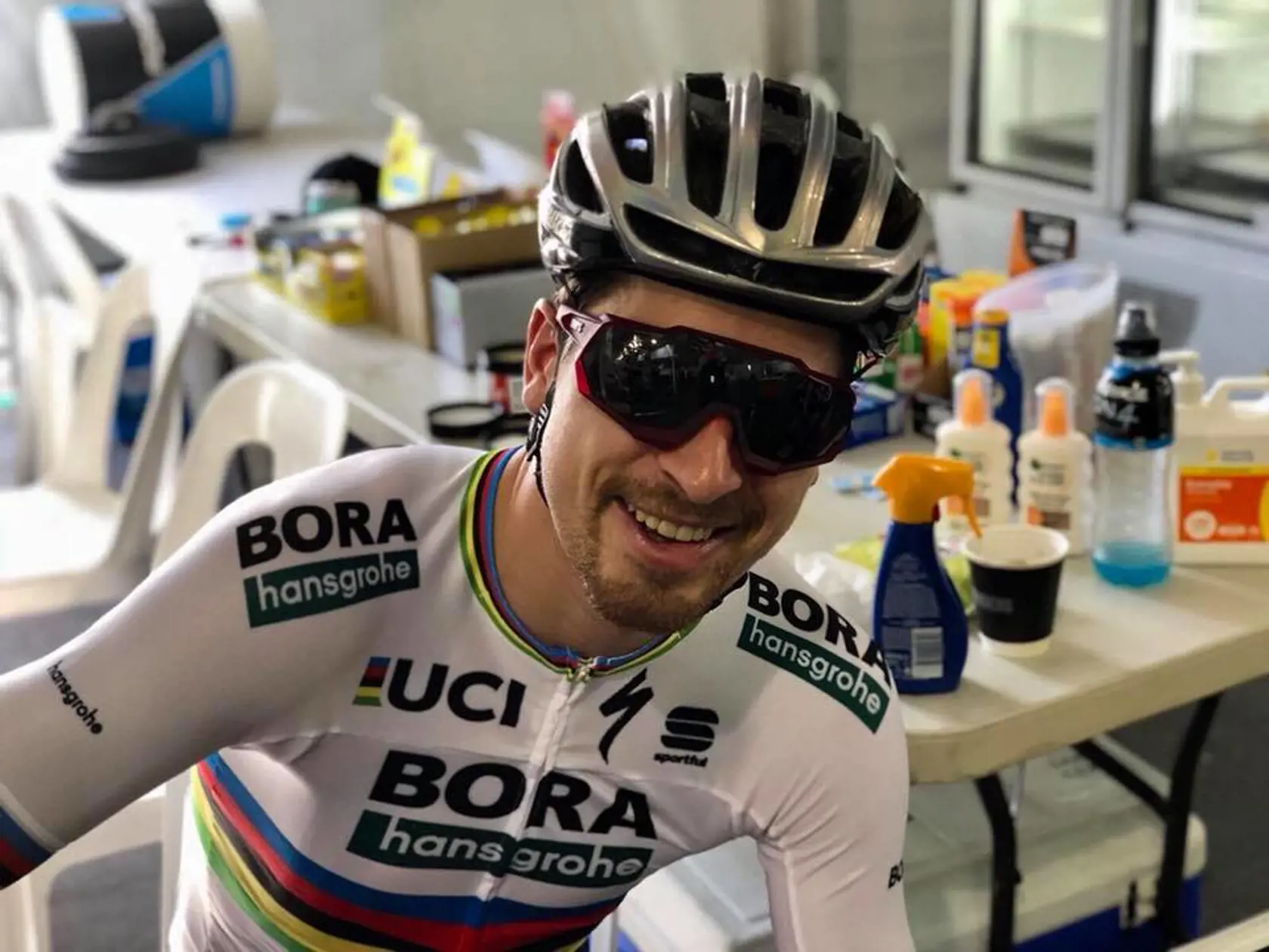 Peter Sagan sa v Austrálii predstavil aj s tetovaniami na tele.