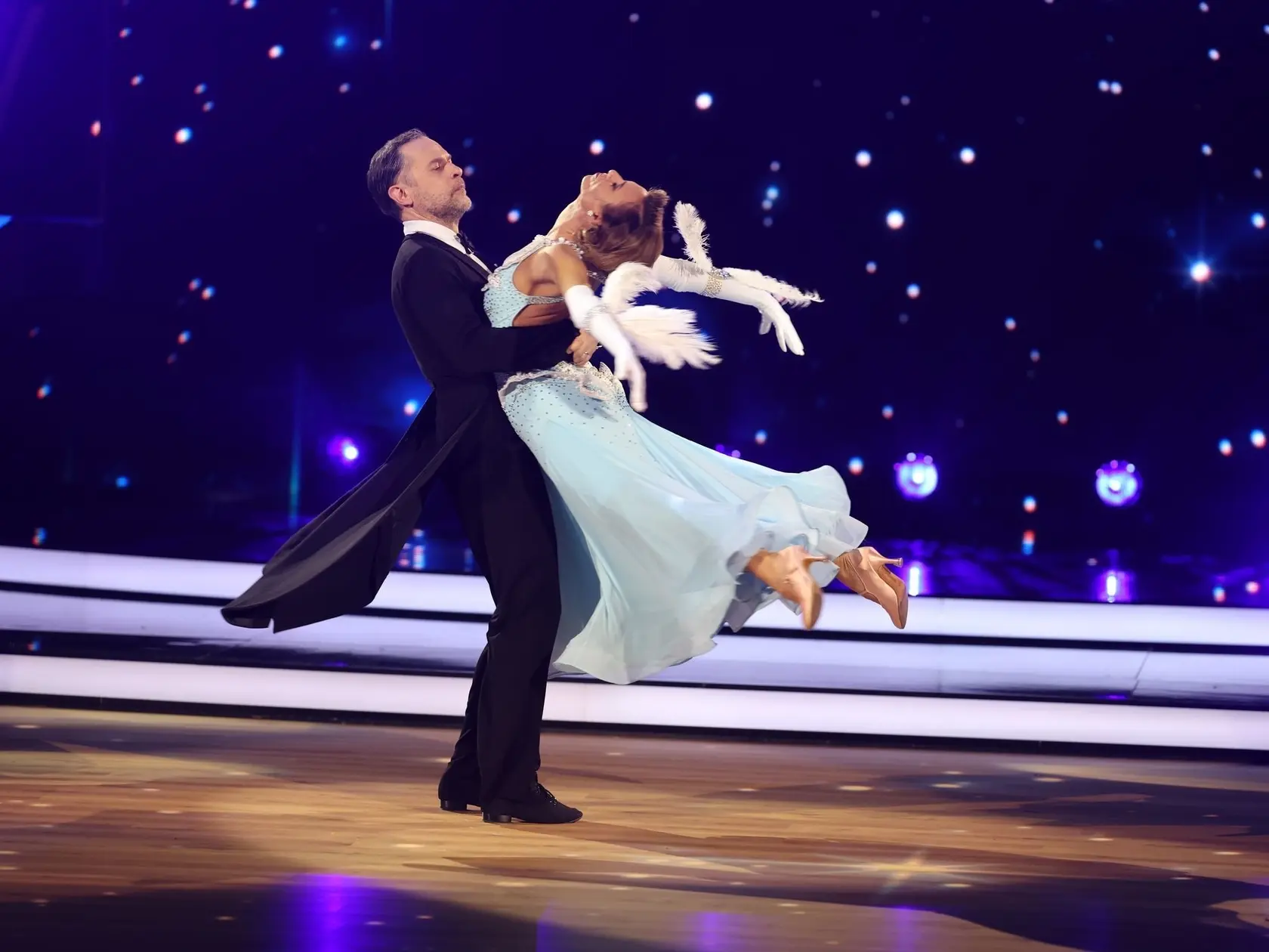 Štvrté kolo Let's Dance. Na snímke Juraj Kemka a Natália Glosíková. 