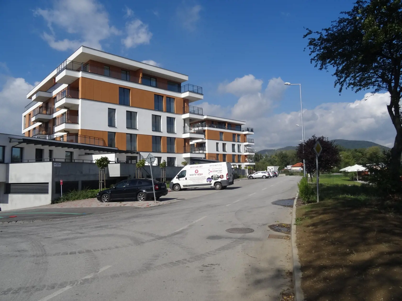 Hrehov blok v komplexe Park Anička.