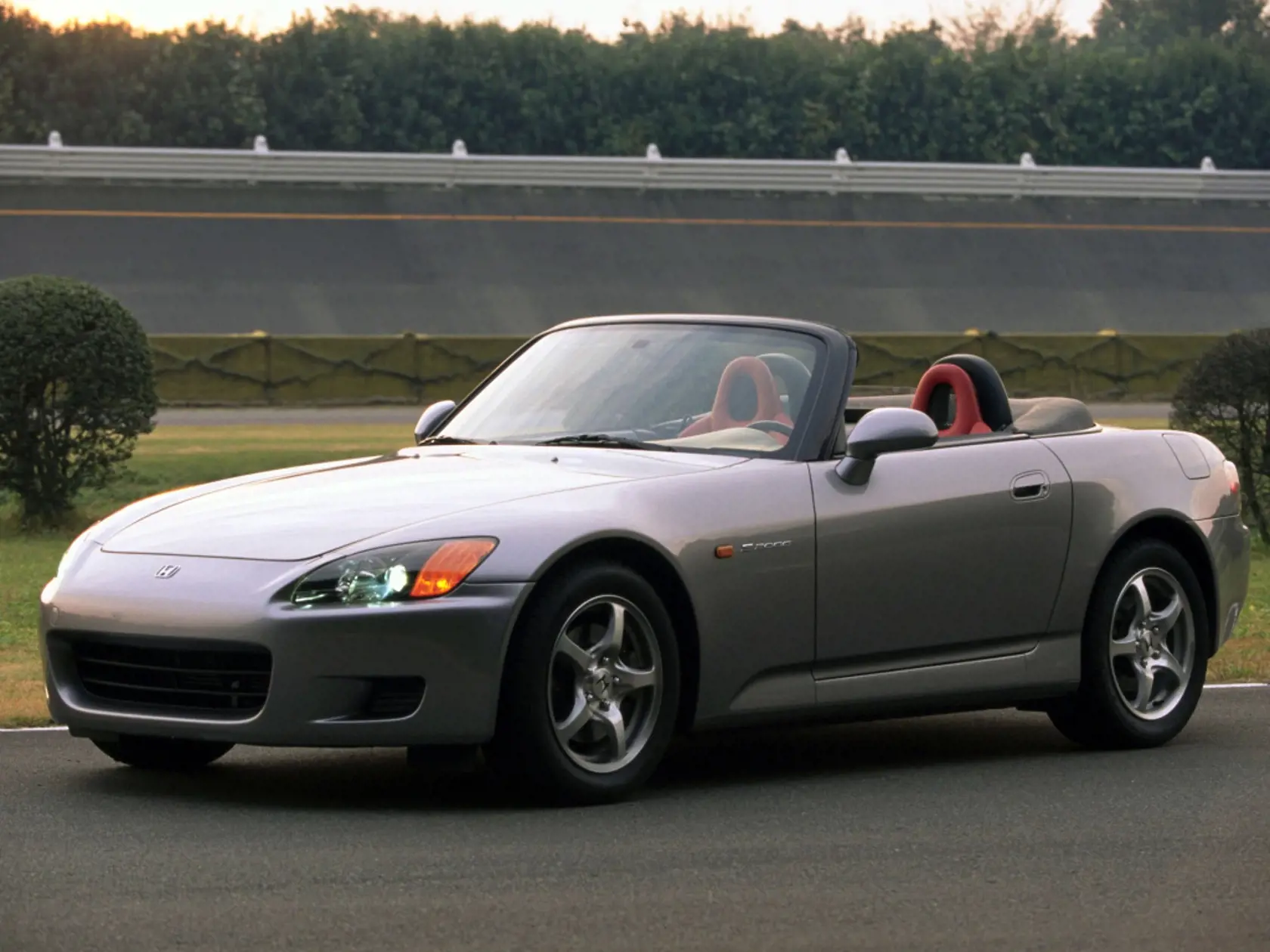 Honda S2000 (AP1)