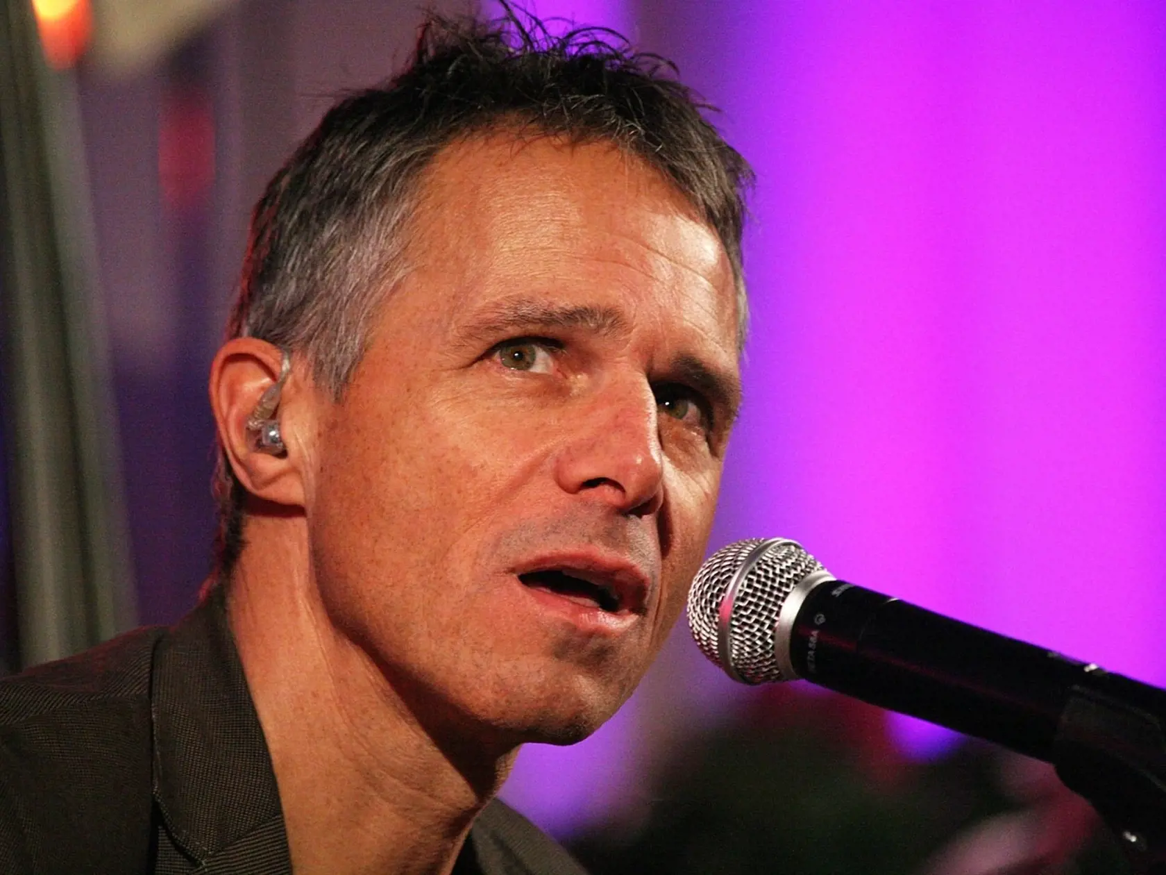 Janek Ledecký