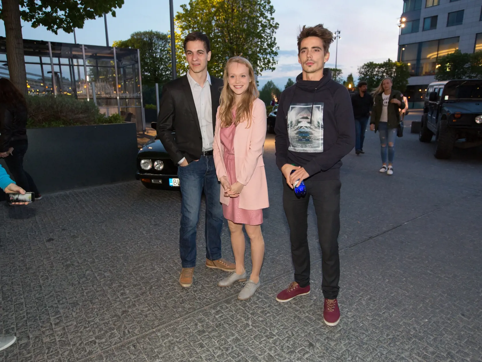 Trio spevákov Dominika Morávková (27), Marek Koleno (26) a Daniel Kis (26).