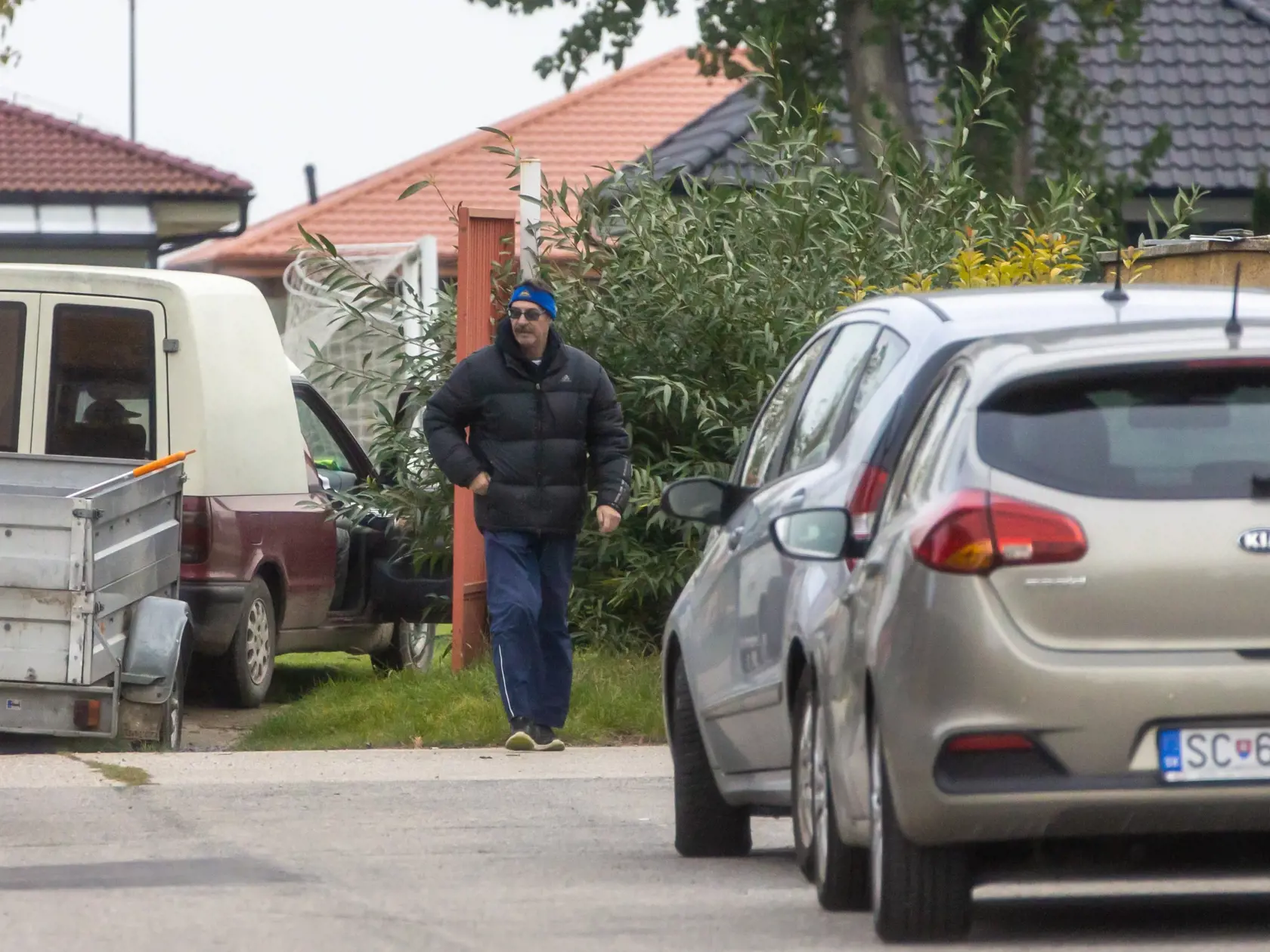 Na snímke je Dobroslav Trnka, pri svojom aute. (archívne foto)