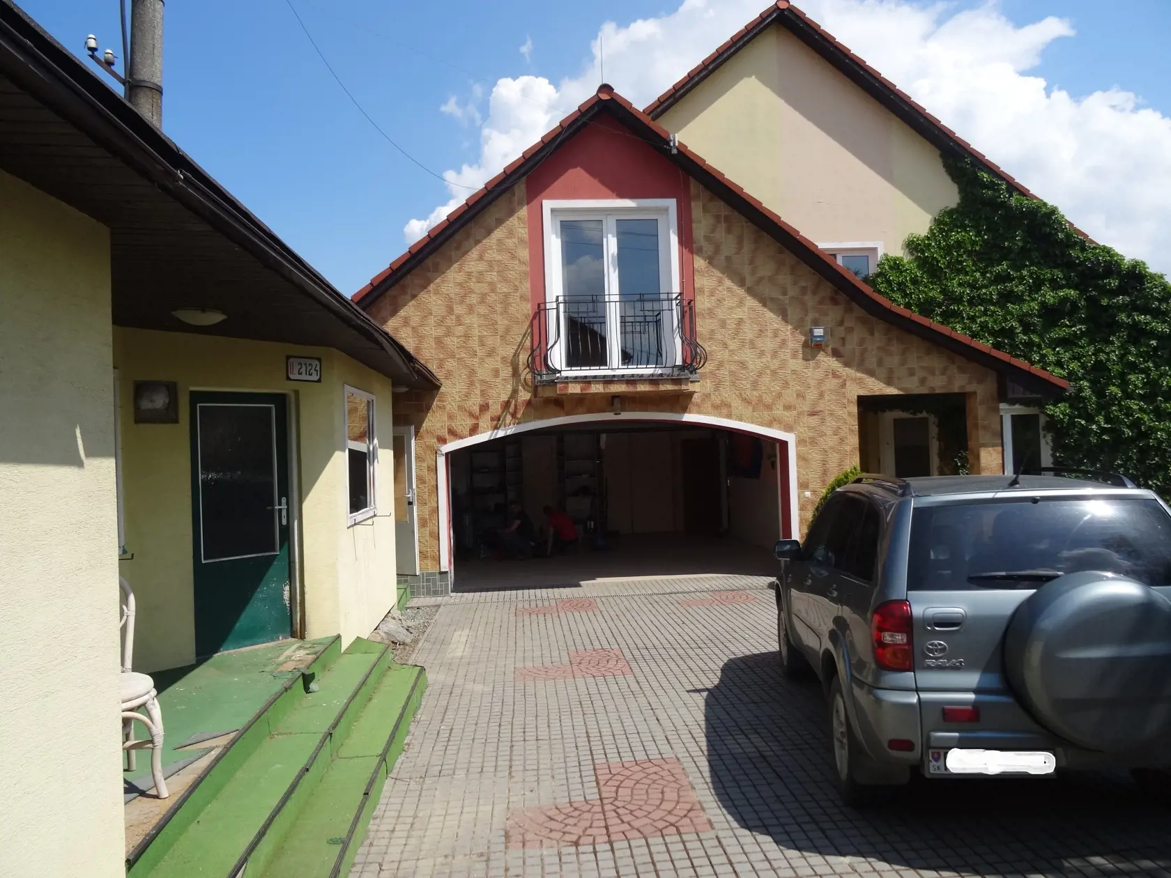 Pôvodná vila Mojsejovcov.