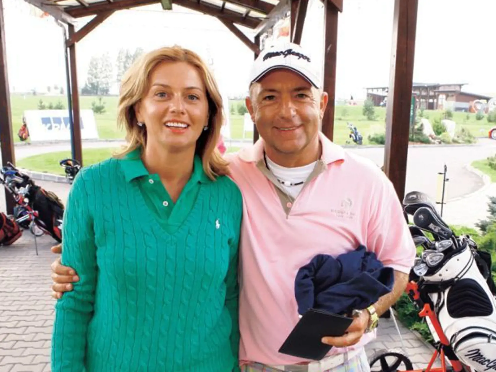 Dvojica nikdy nevynechala tunajšie golfové turnaje, často chodí takto relaxovať aj do zahraničia.