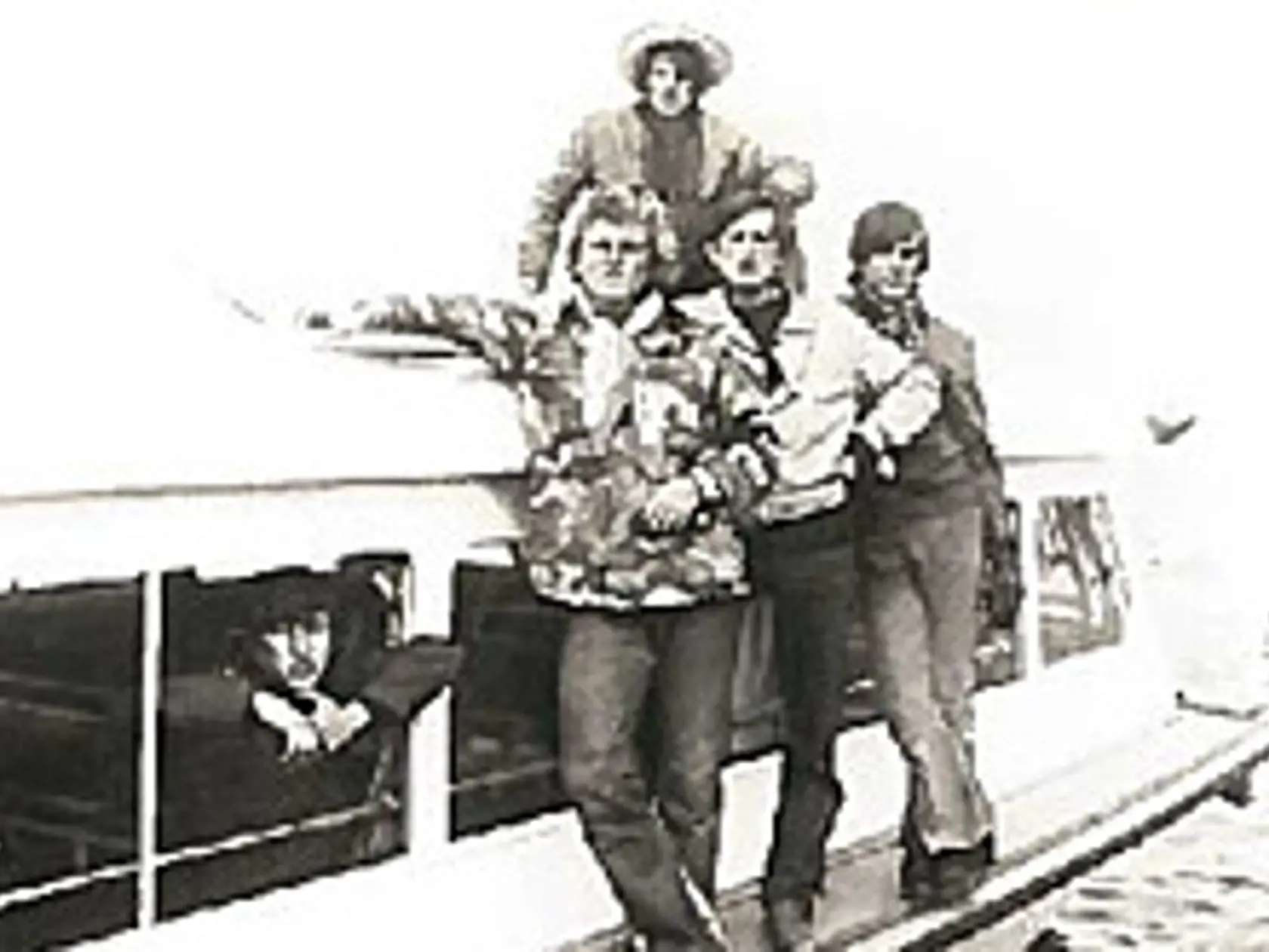 Dostali sme plno vašich fotografických spomienok, veľa mailov o živote pred novembrom 1989.