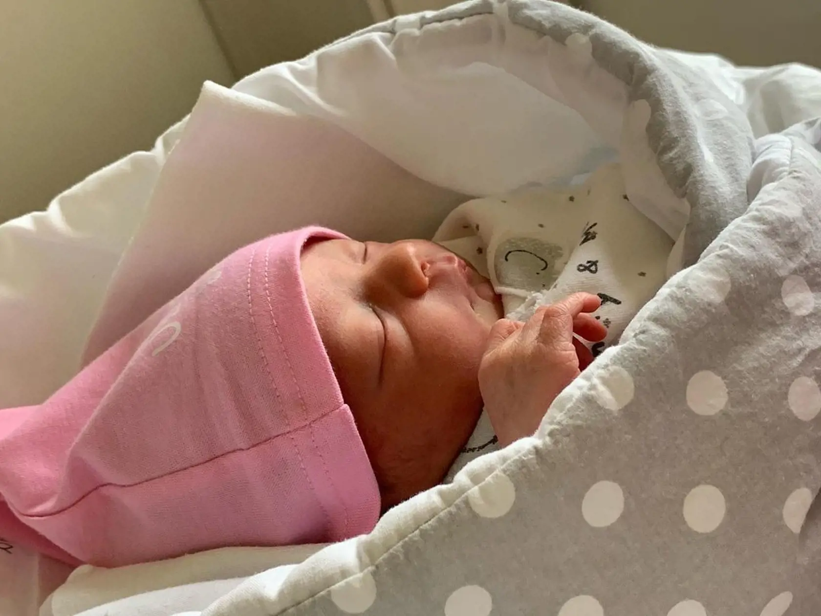 Veronika Nízlová ukázala doposiaľ nezverejnené zábery z pôrodnice.